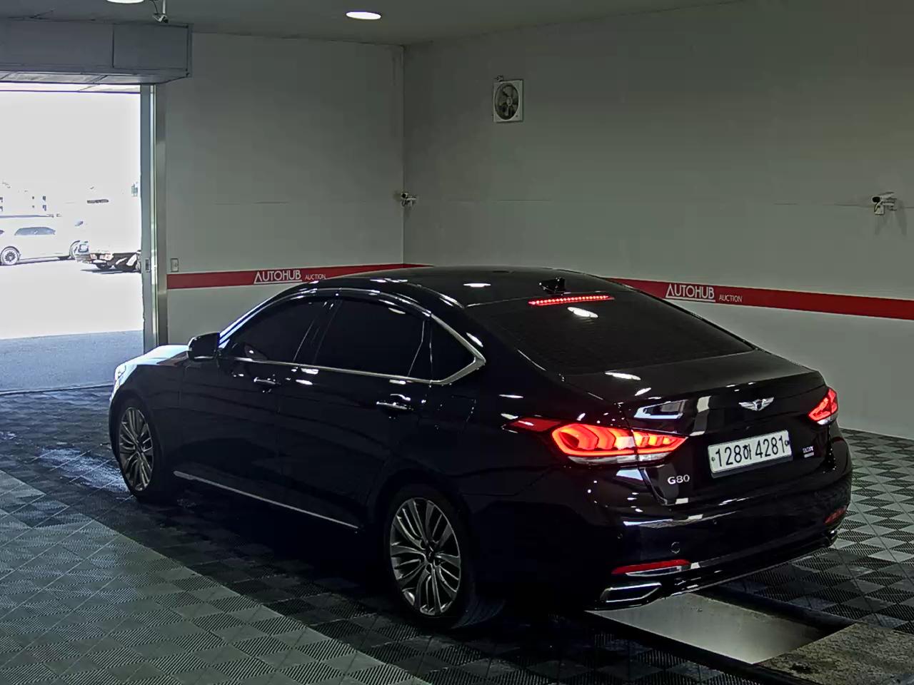 2019 - genesis g80