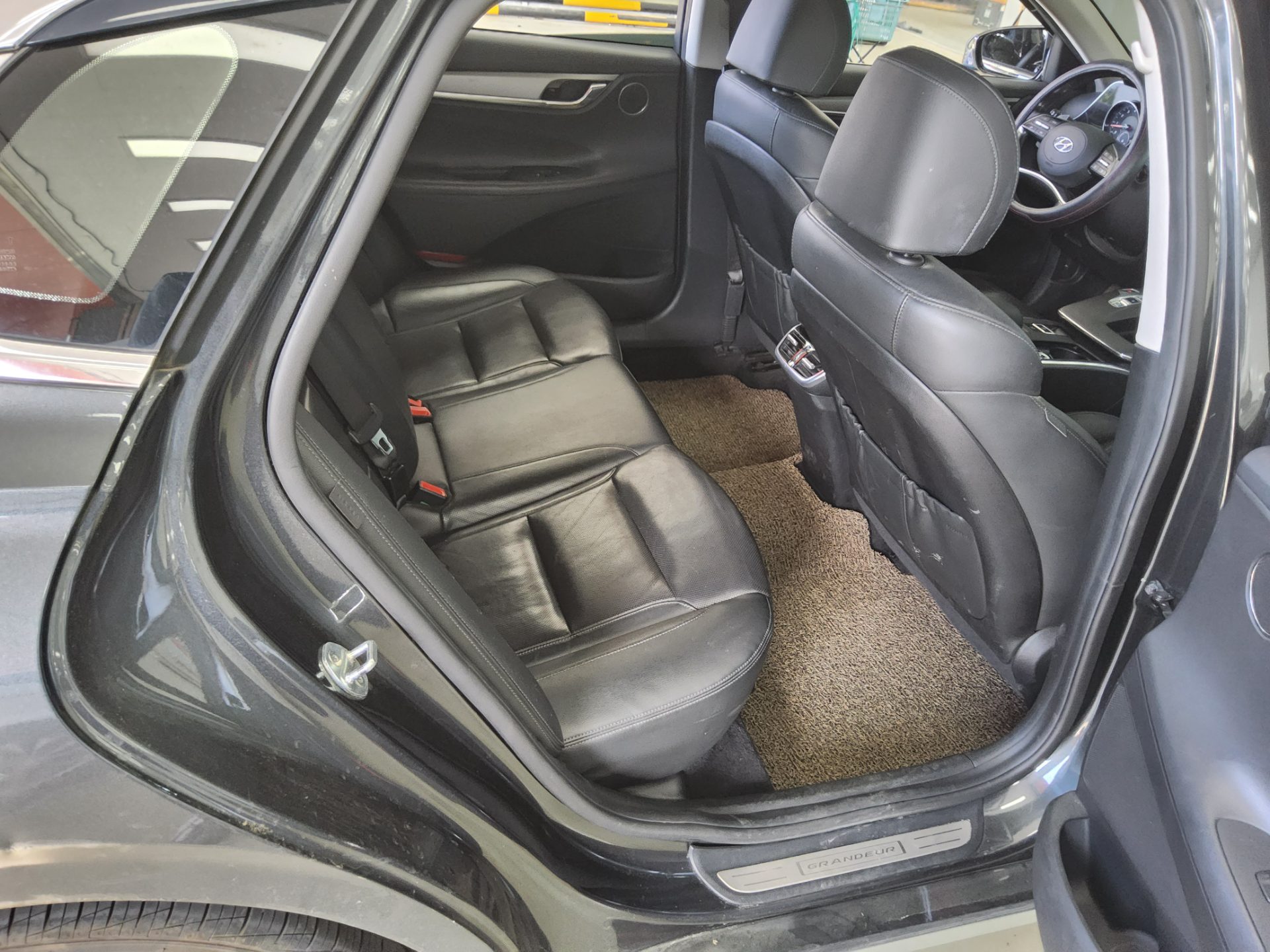 2021 - hyundai grandeur