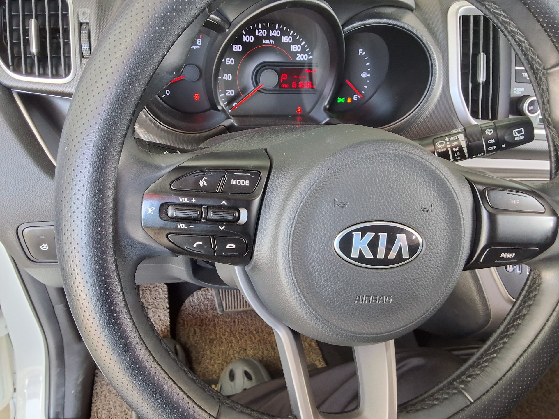 2018 - kia ray