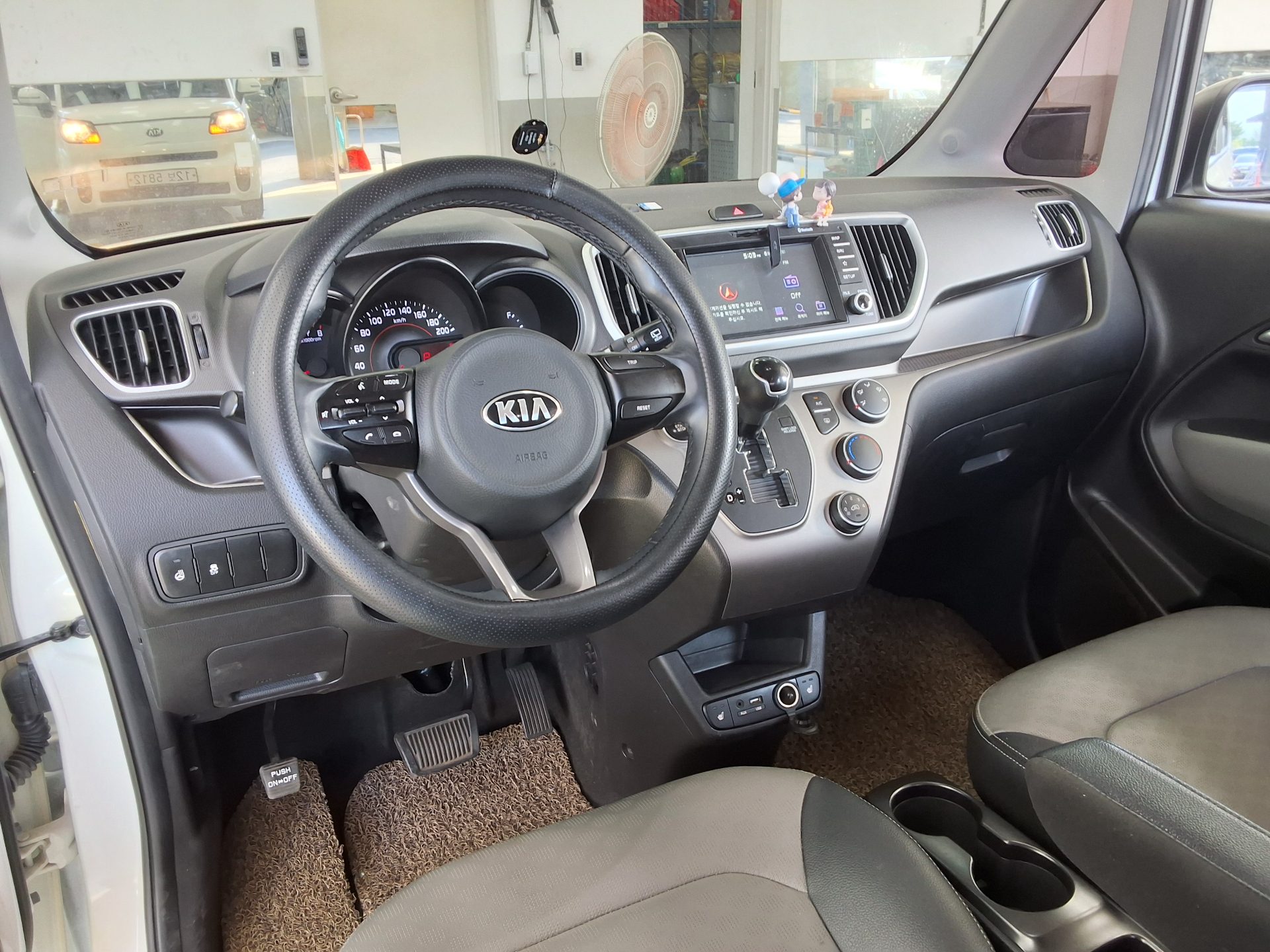 2018 - kia ray