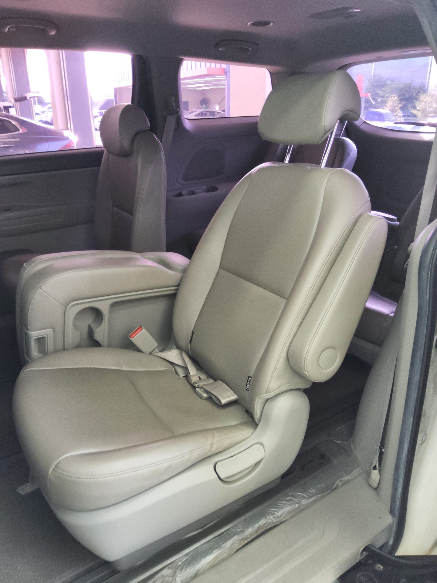 2020 - kia carnival