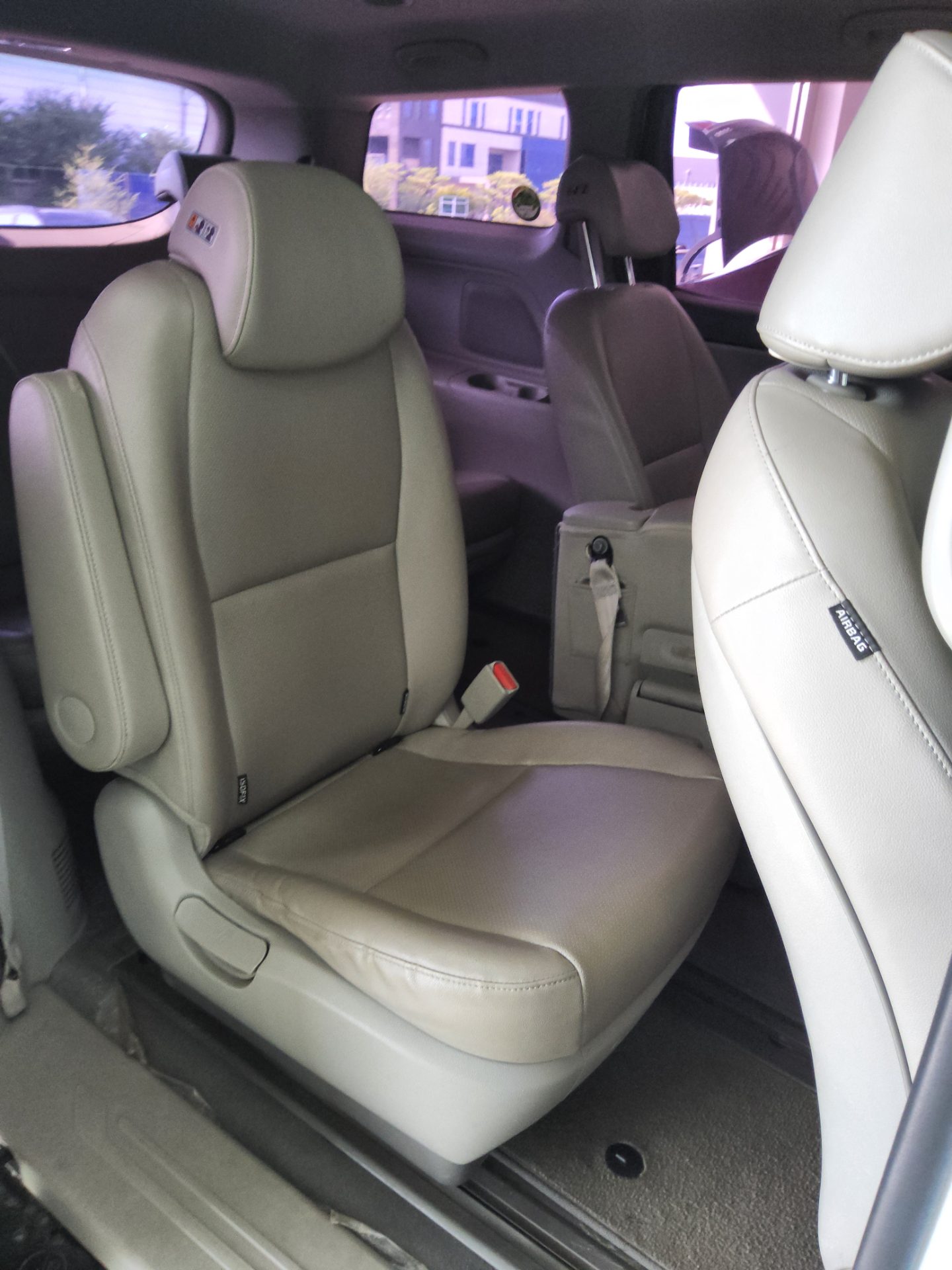 2020 - kia carnival