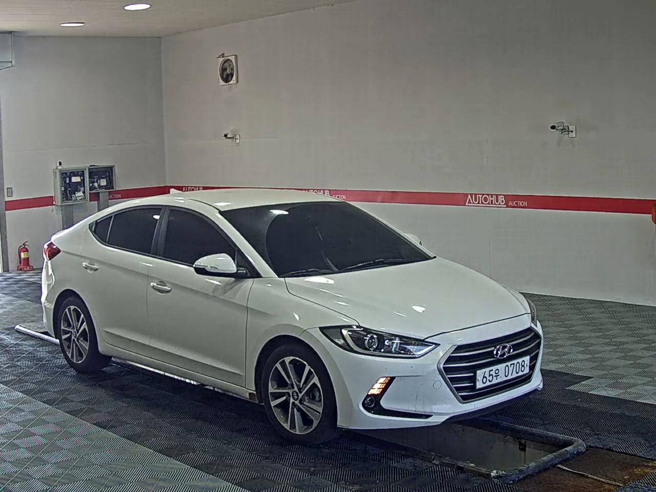 2016 - hyundai avante