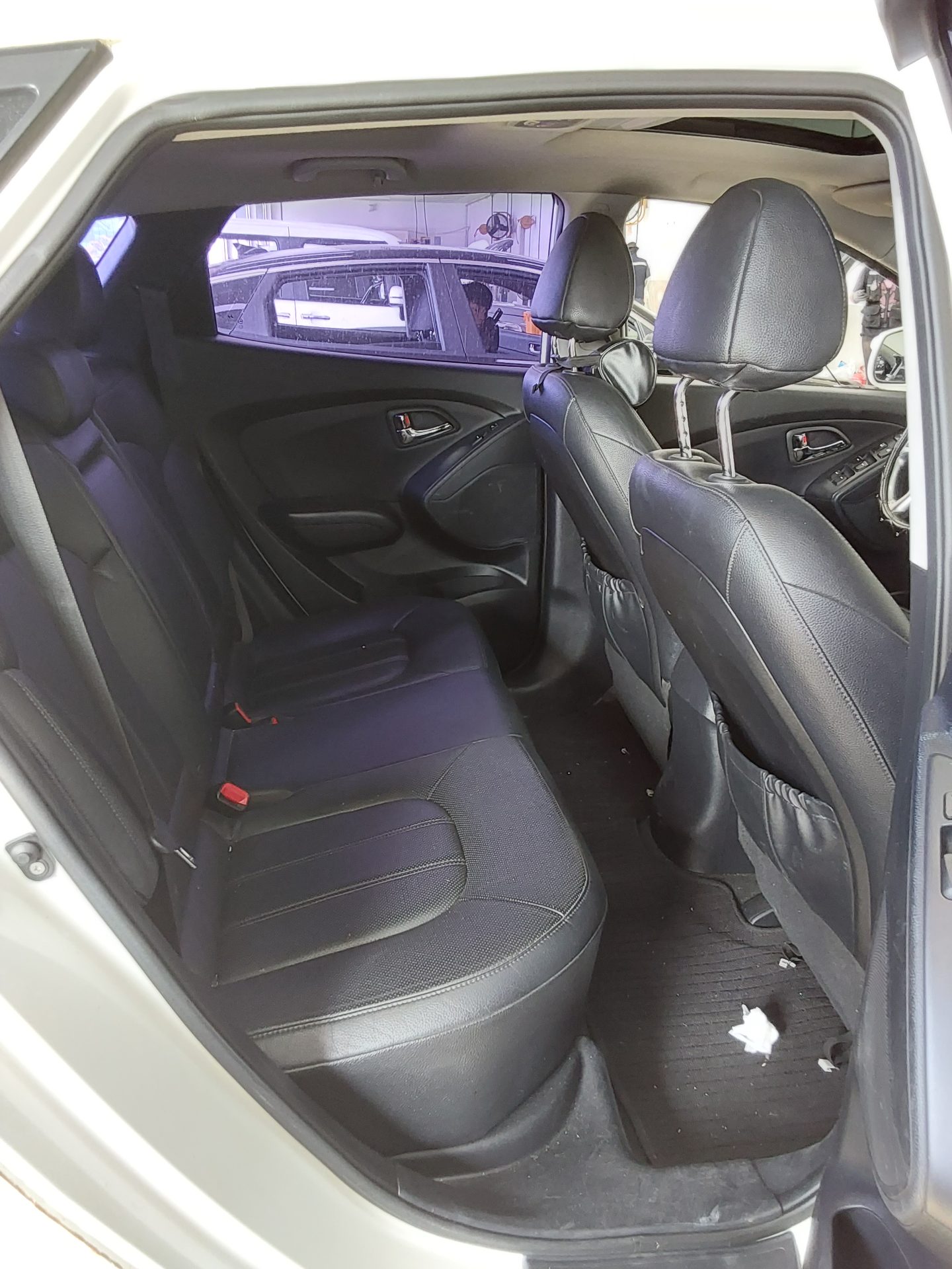 2012 - hyundai tucson