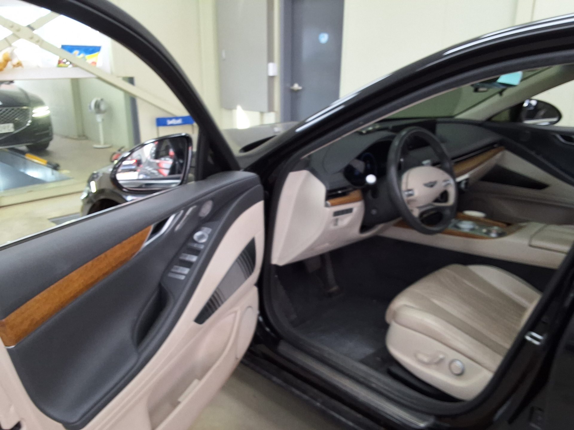 2021 - genesis g80