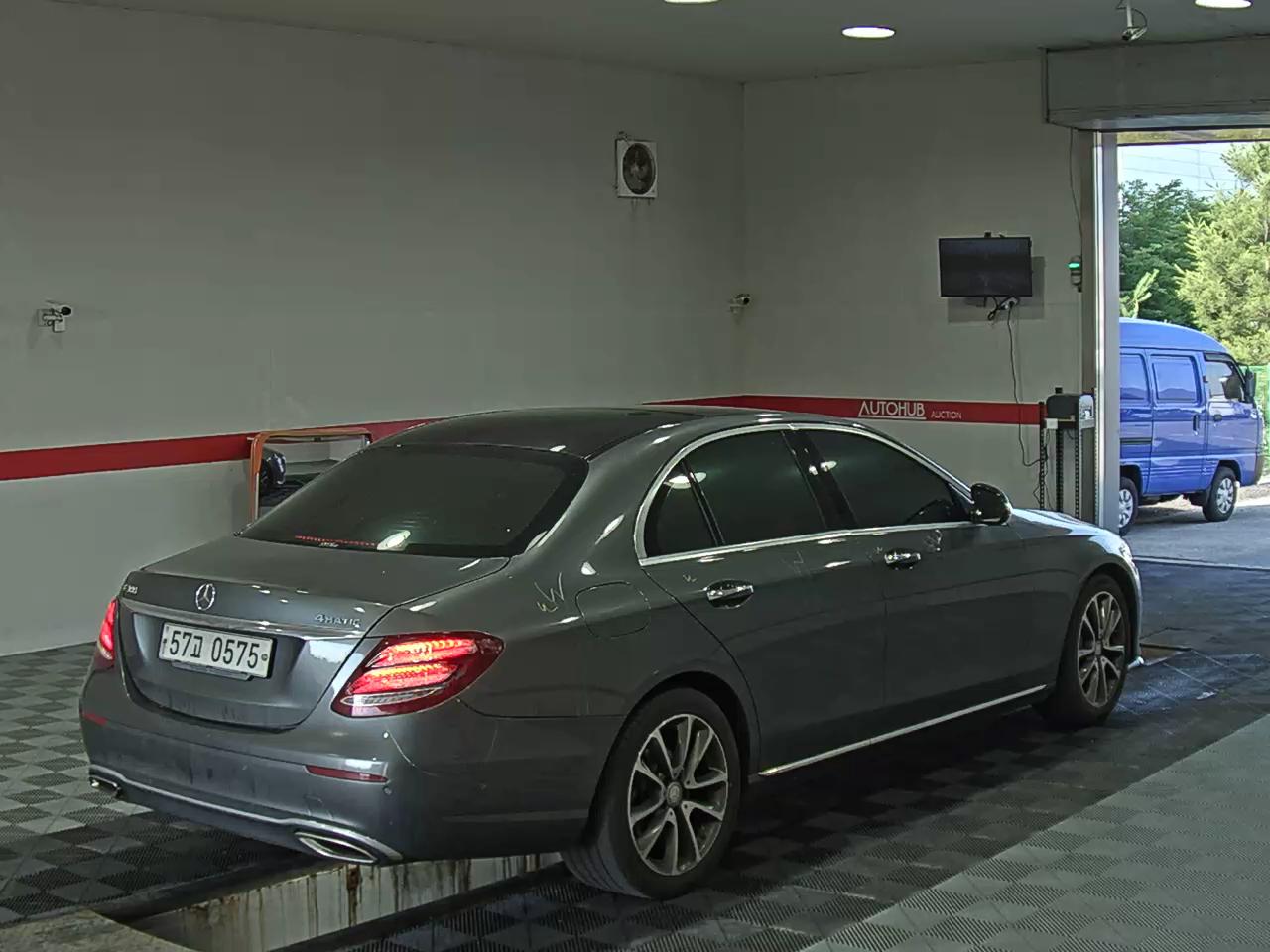 2017 - mercedes-benz e300