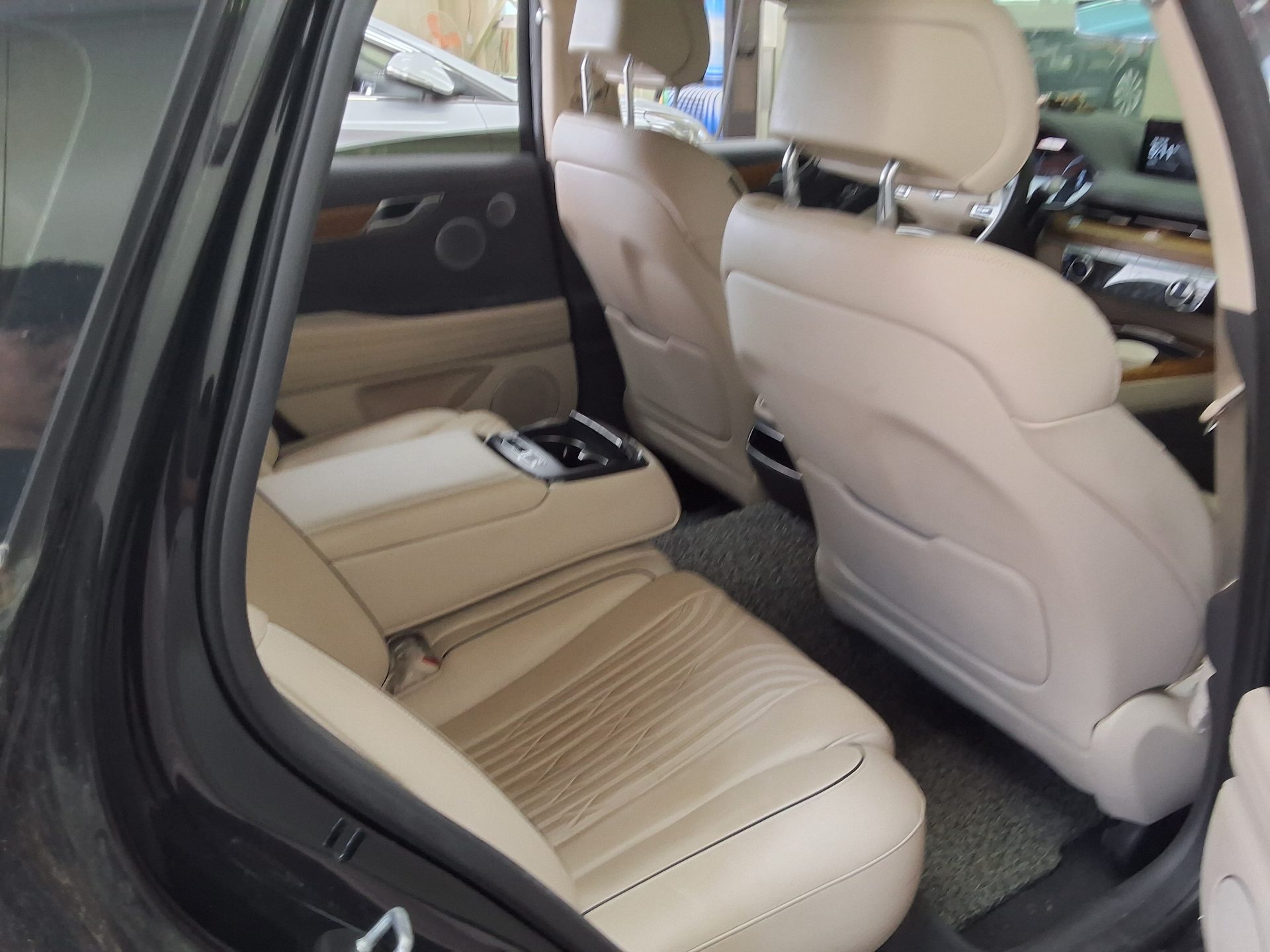 2021 - genesis g80