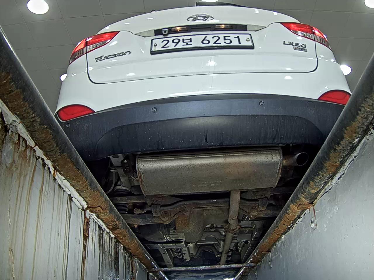 2012 - hyundai tucson