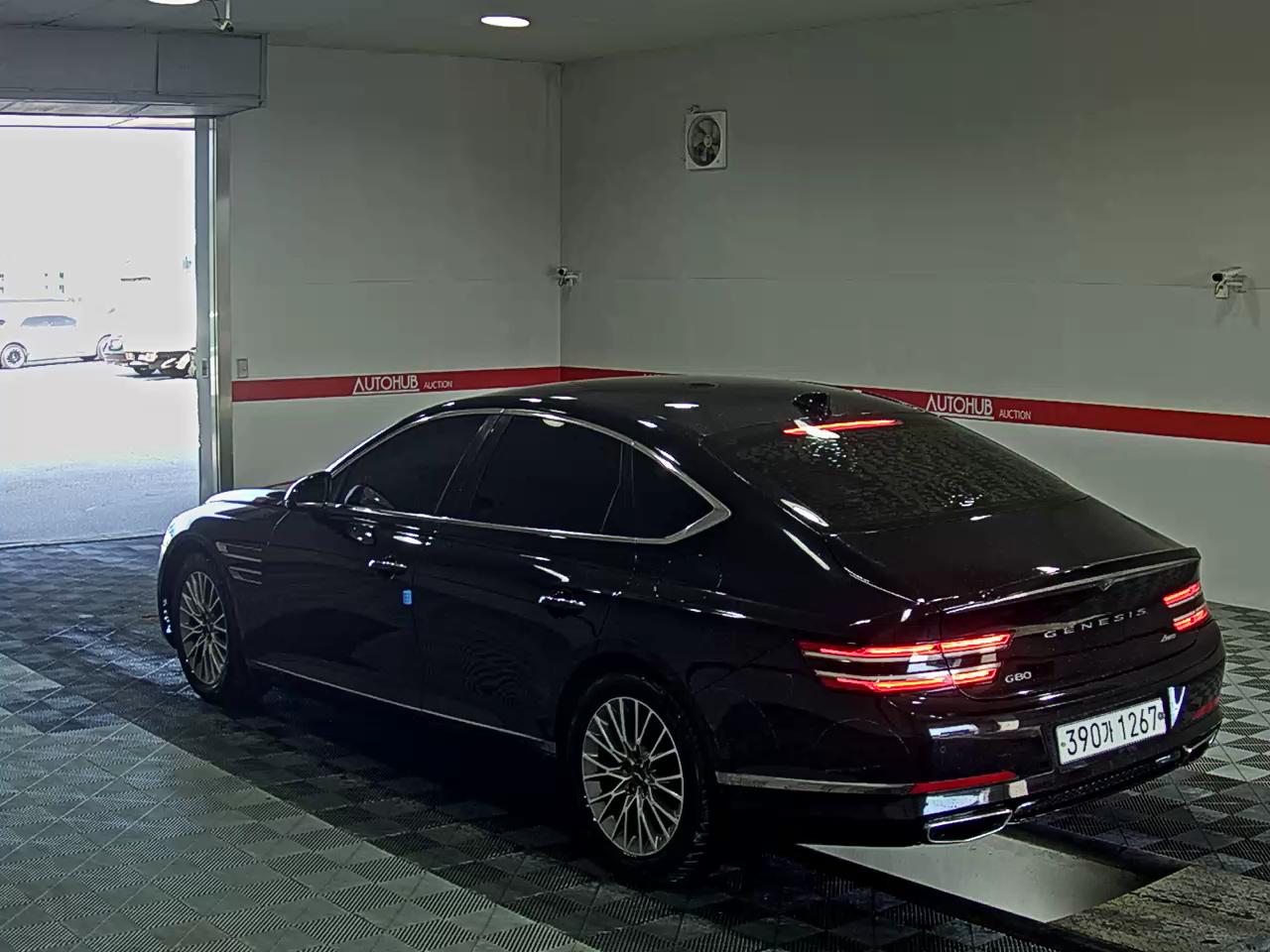 2021 - genesis g80