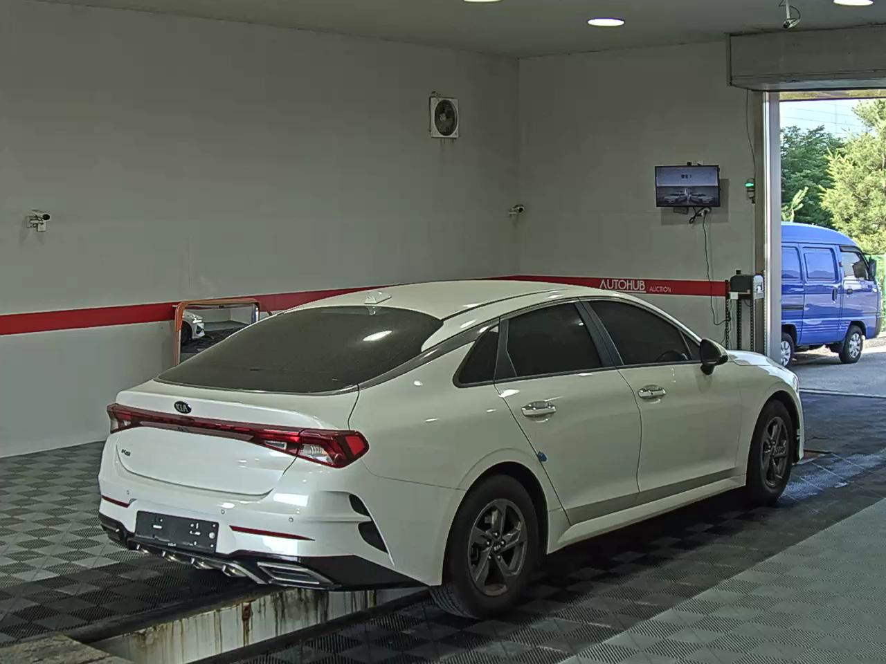 2020 - kia k5
