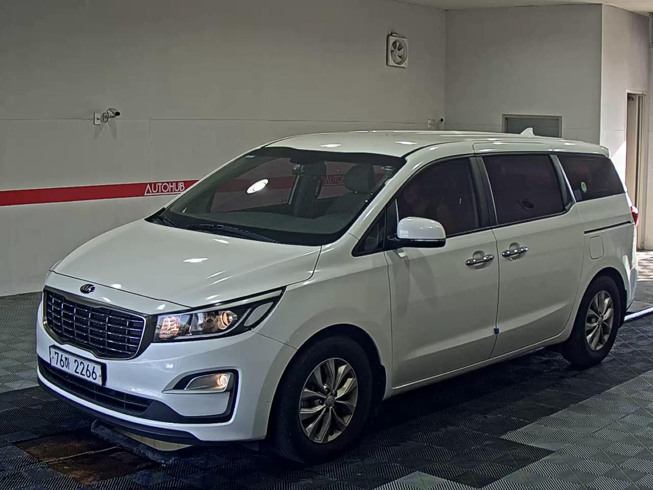 2020 - kia carnival