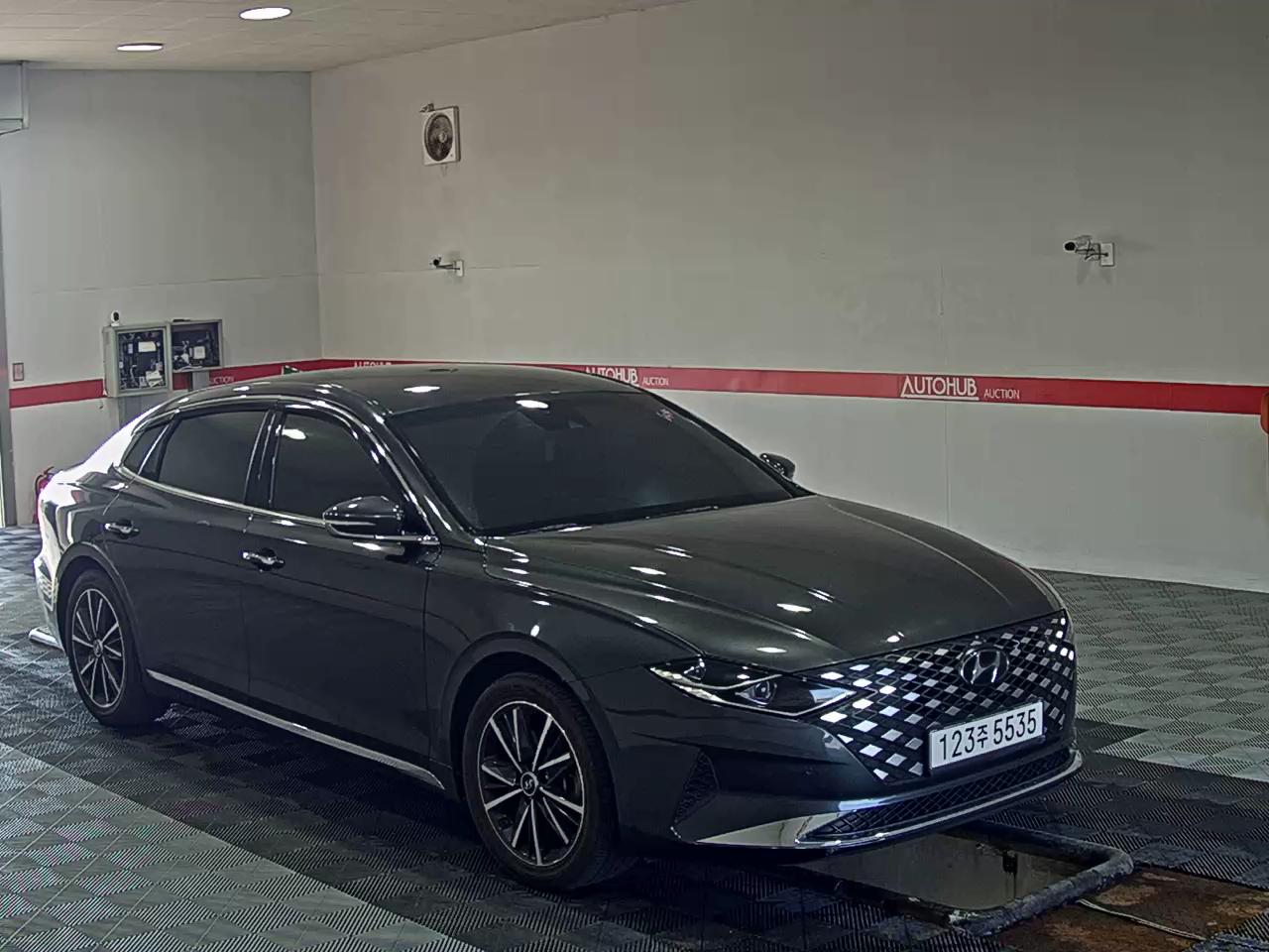 2021 - hyundai grandeur