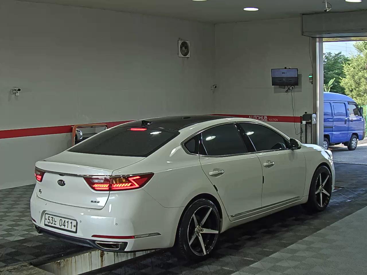 2016 - kia k7