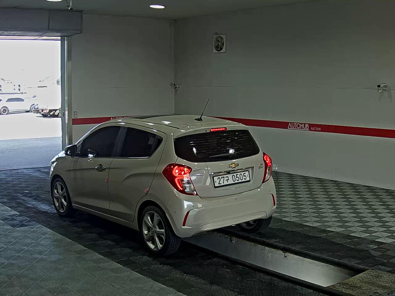 2016 - chevrolet spark