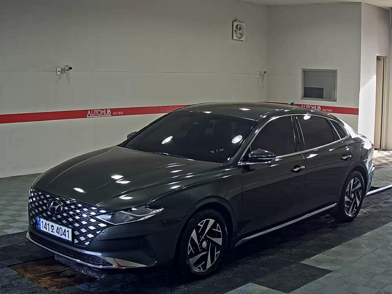 HYUNDAI GRANDEUR HEV