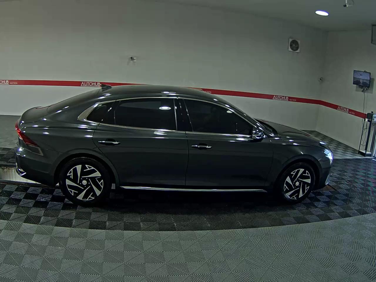 2021 - hyundai grandeur