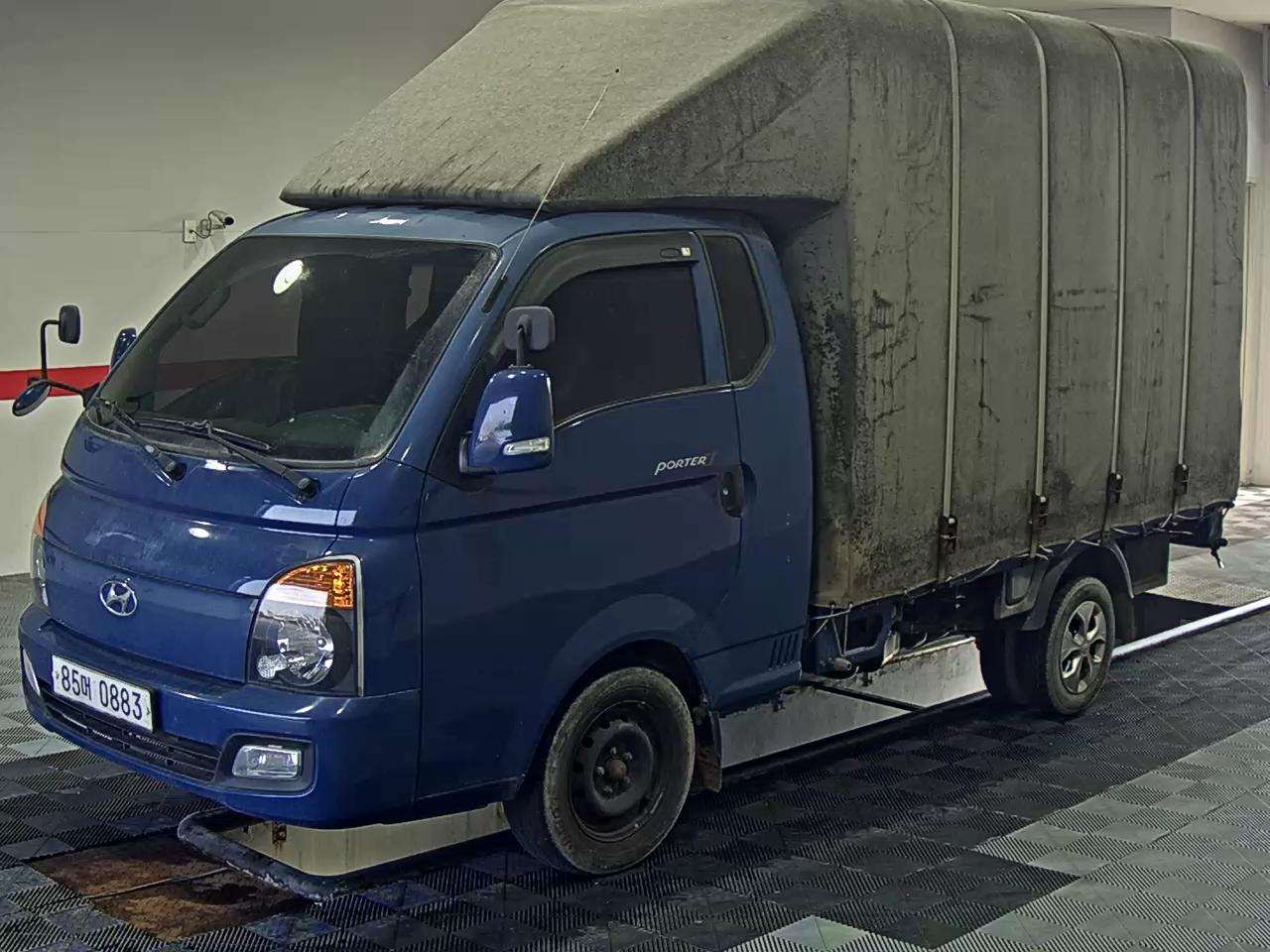 HYUNDAI PORTER II SUPER CAB EXTRA WHEELBASE