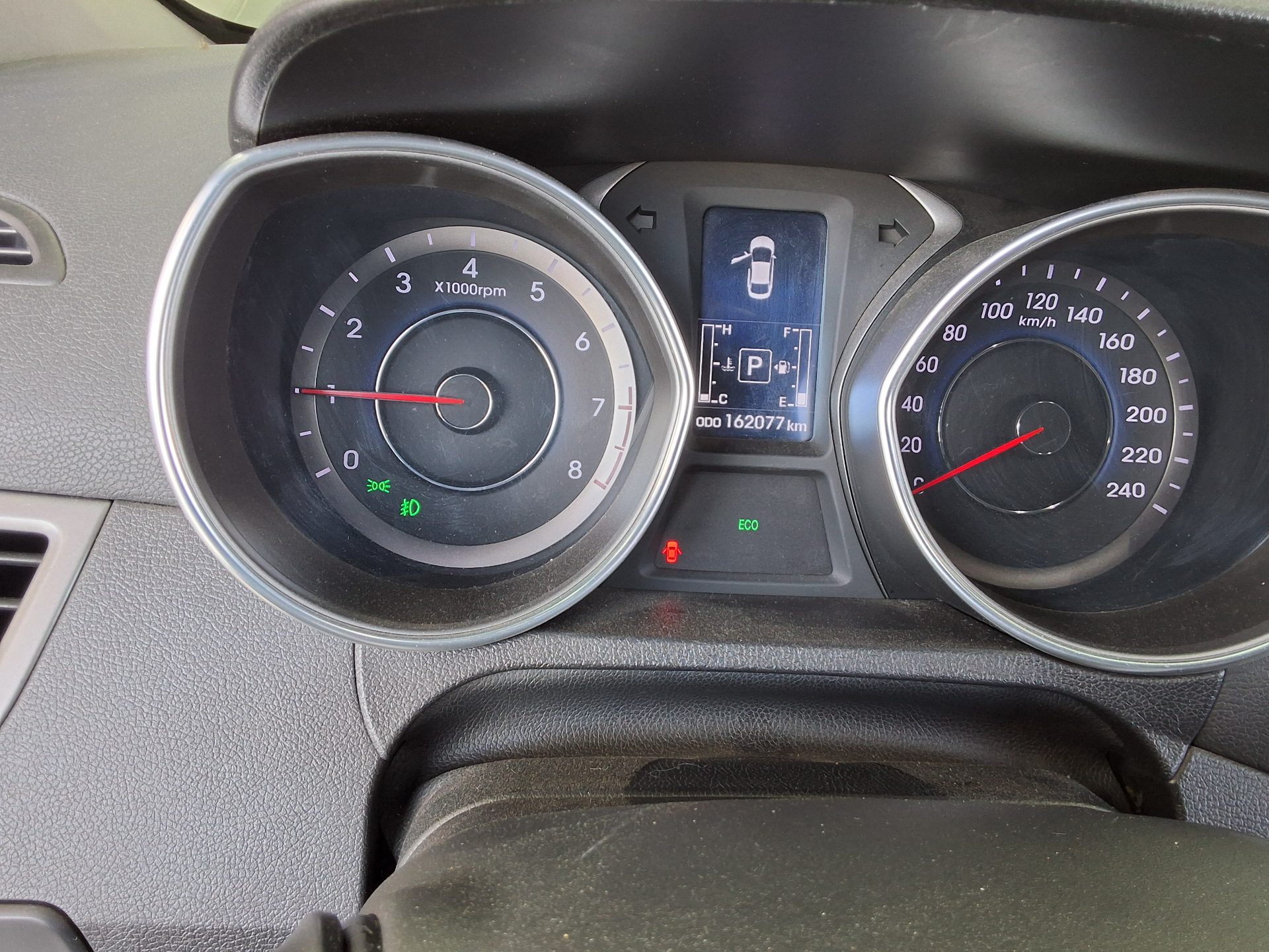 2014 - hyundai avante