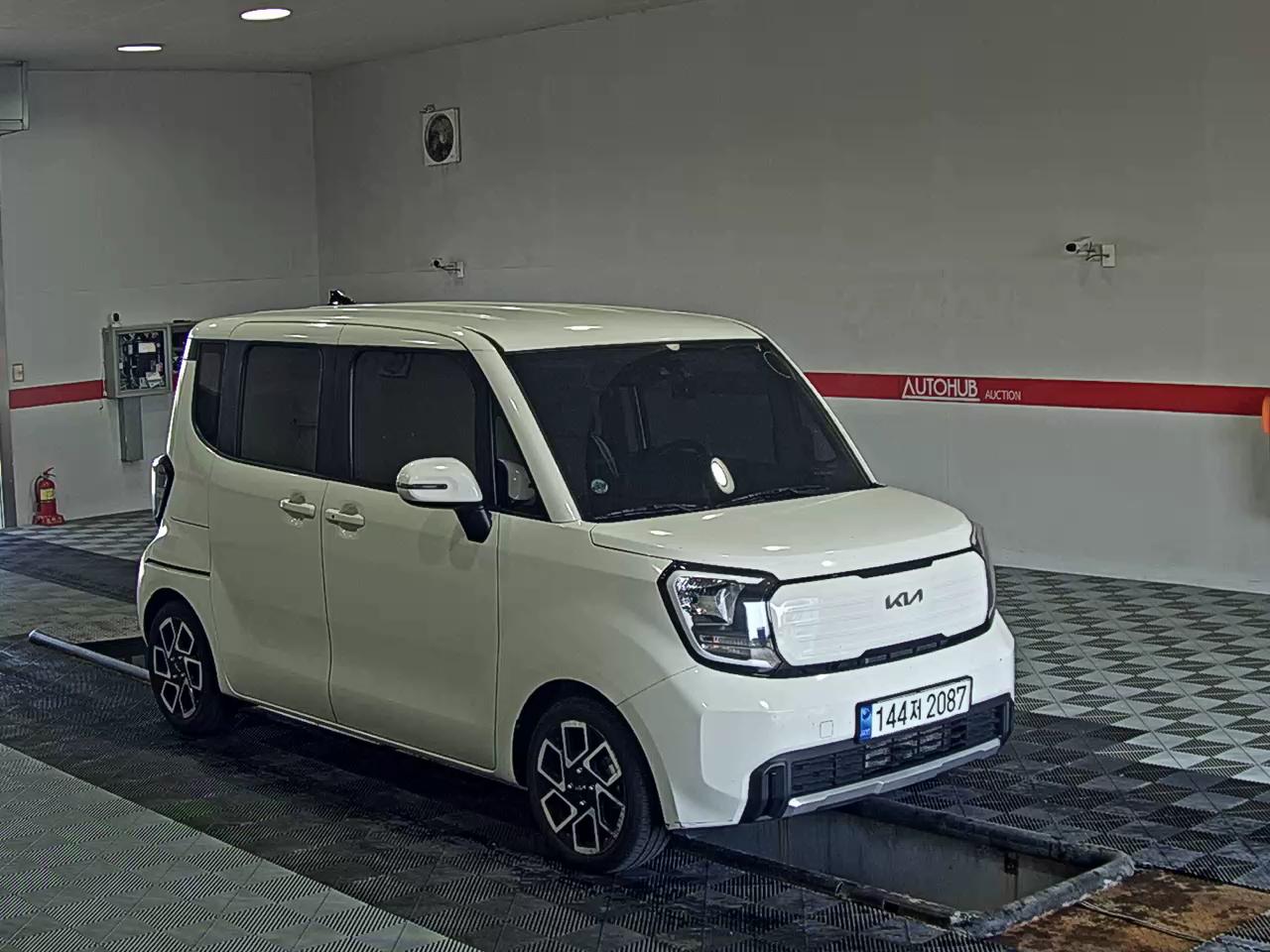 2023 - kia ray