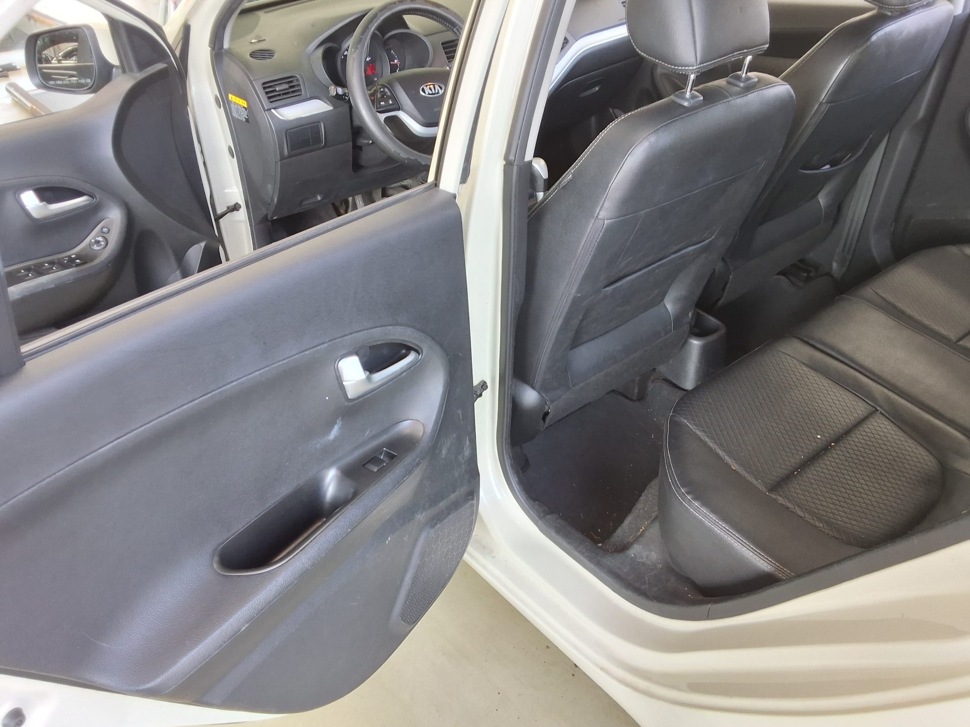 2015 - kia morning