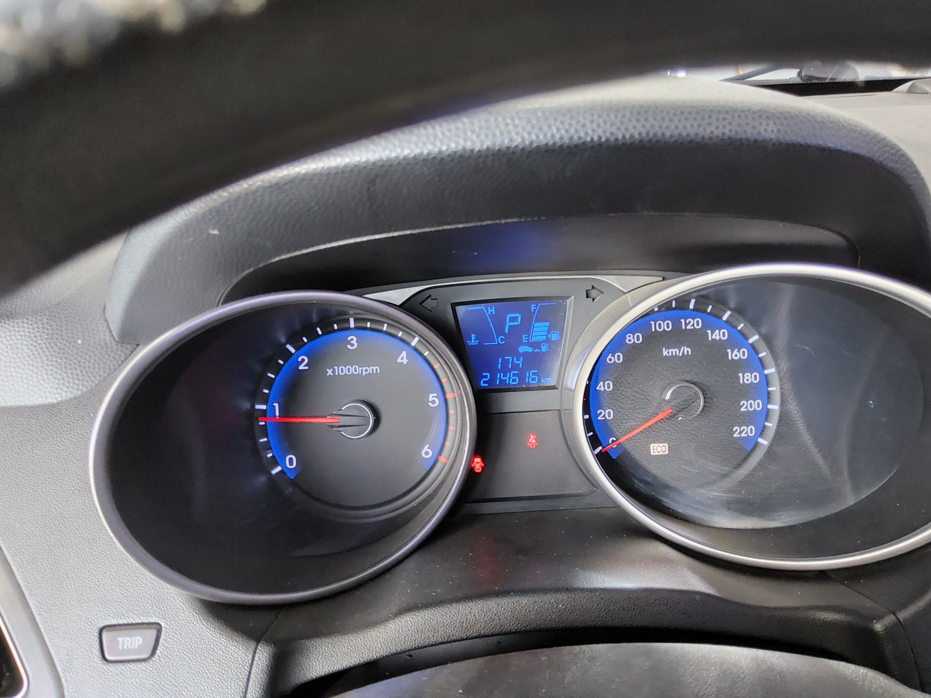 2010 - hyundai tucson