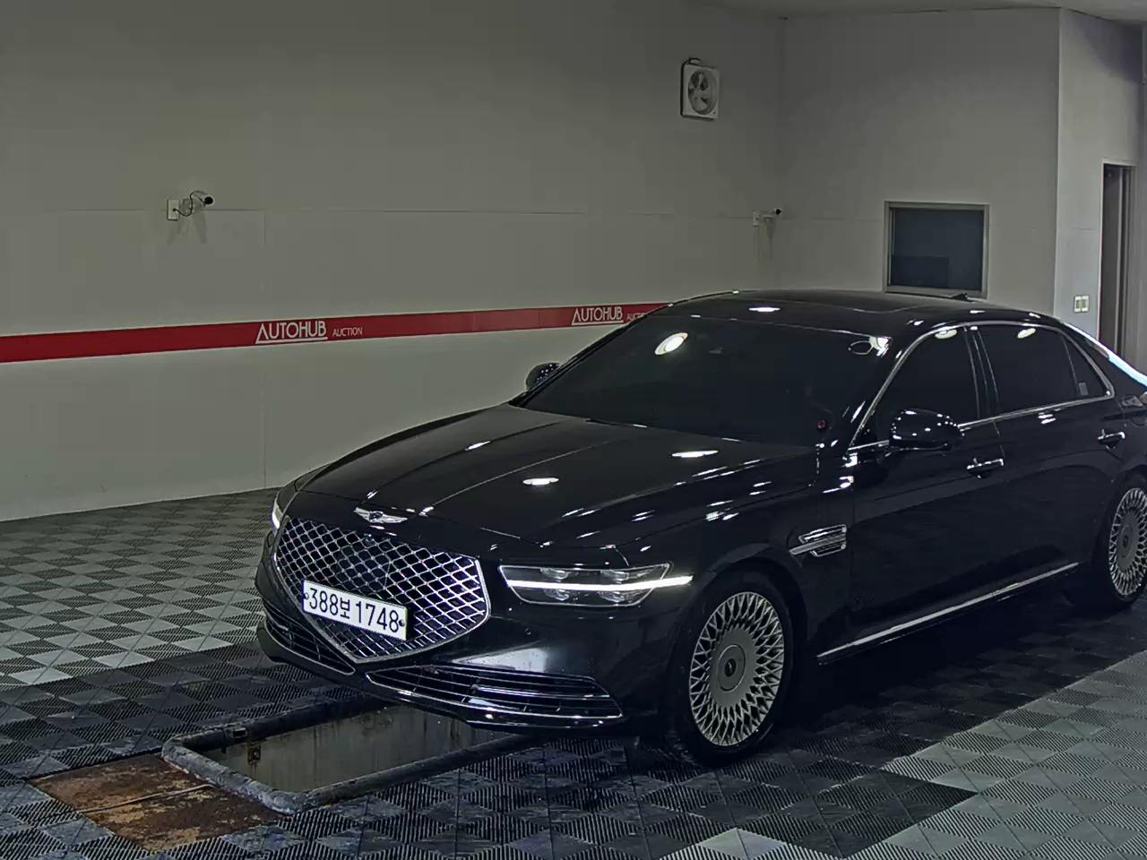2019 - genesis g90