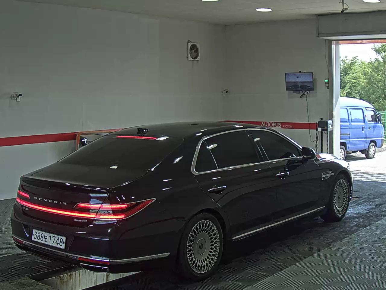 2019 - genesis g90