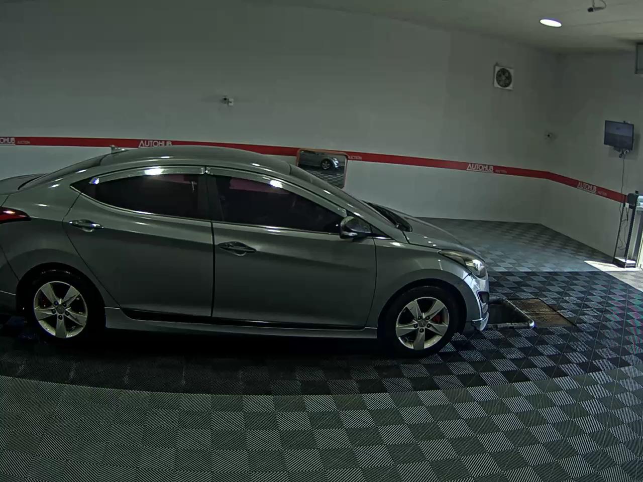 2015 - hyundai avante