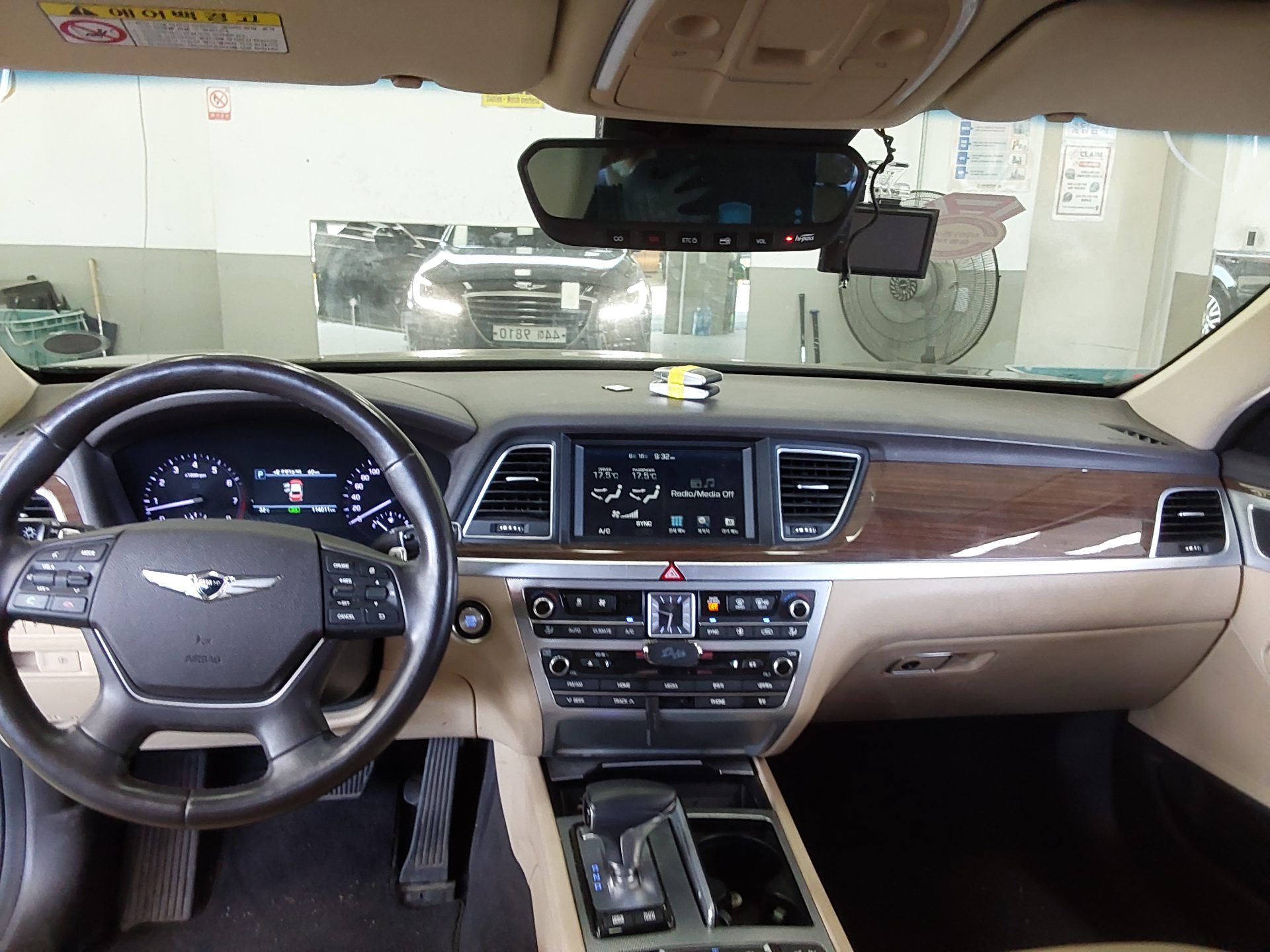 2018 - genesis g80