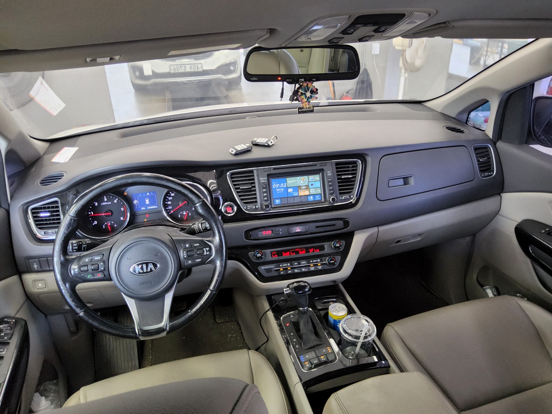2016 - kia carnival
