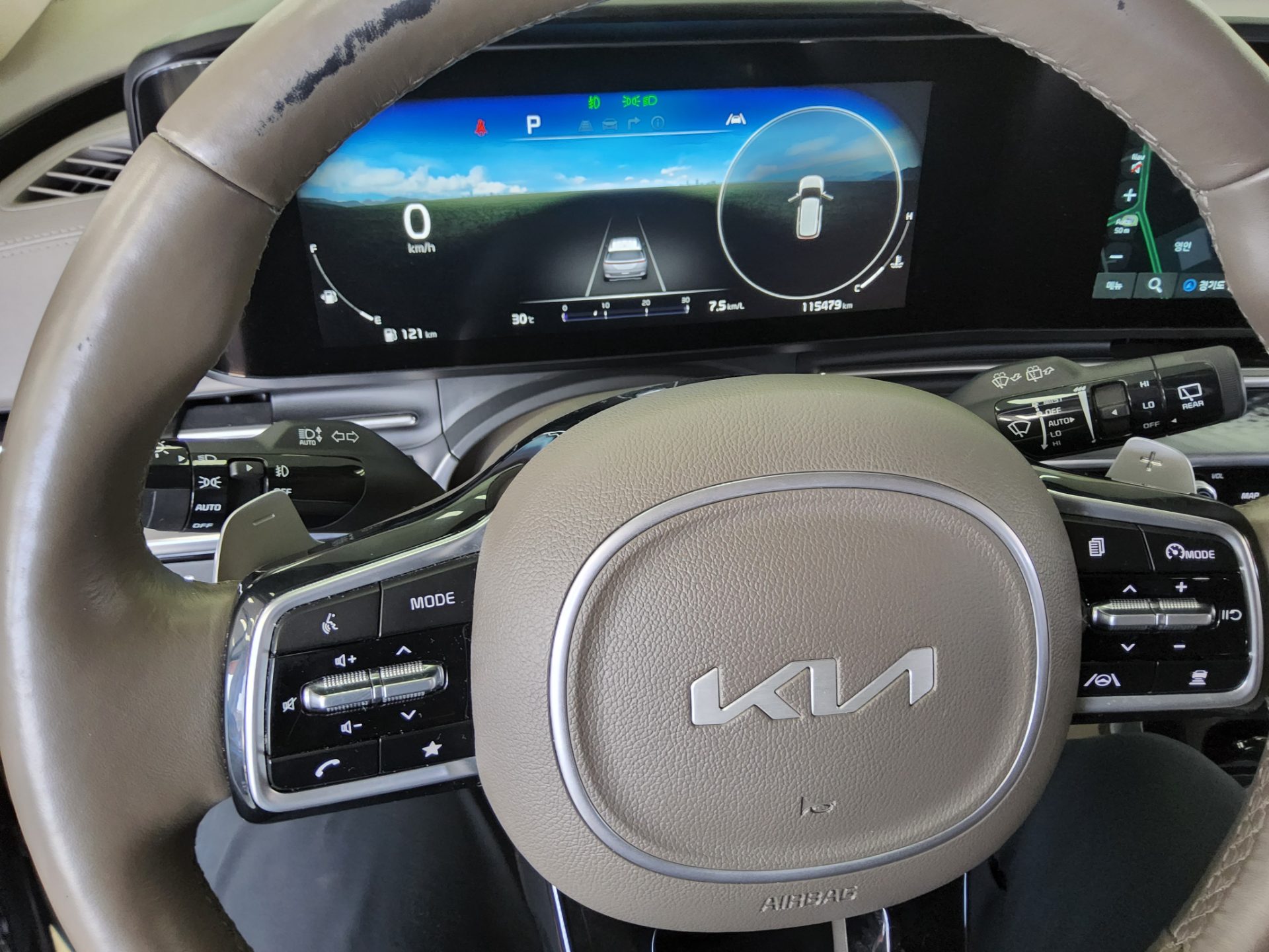 2022 - kia carnival