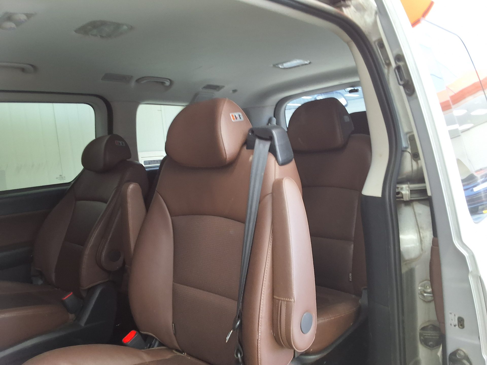 2019 - hyundai grand starex