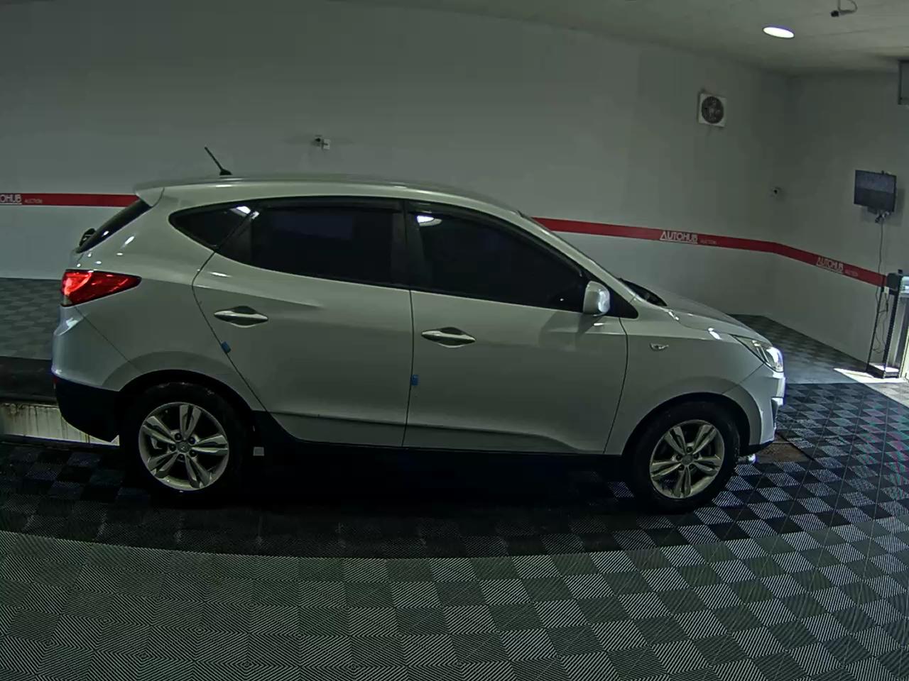 2010 - hyundai tucson