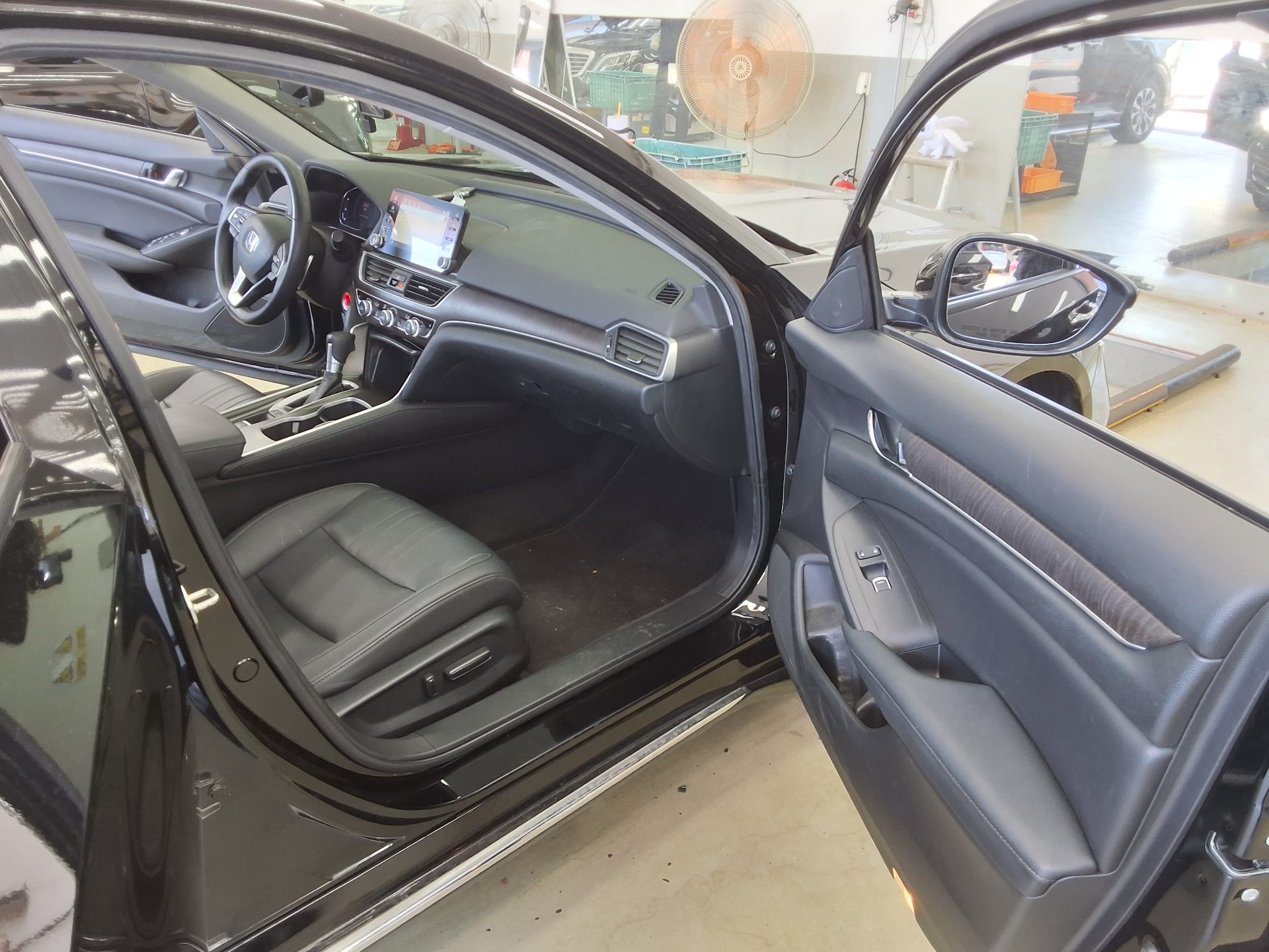 2019 - honda accord