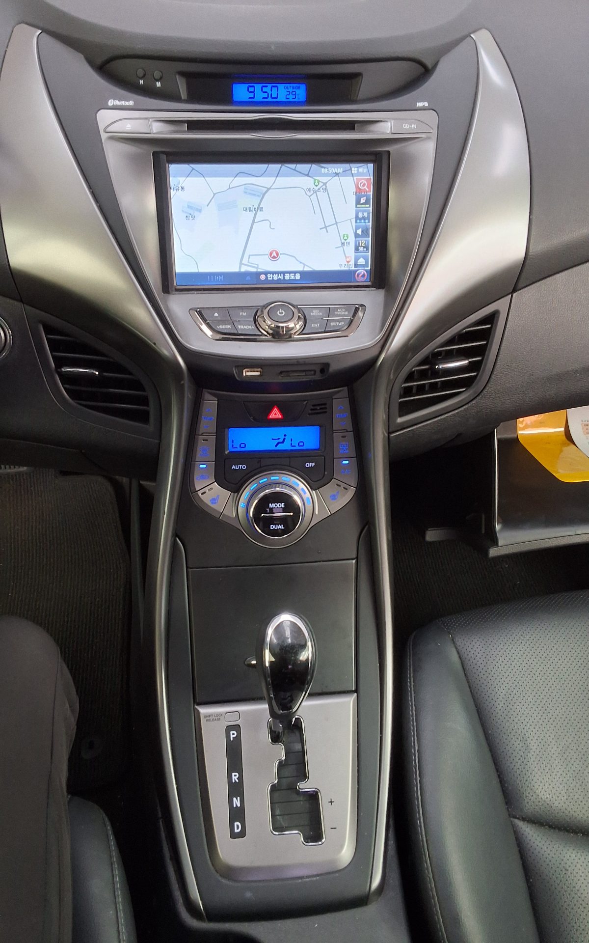 2013 - hyundai avante