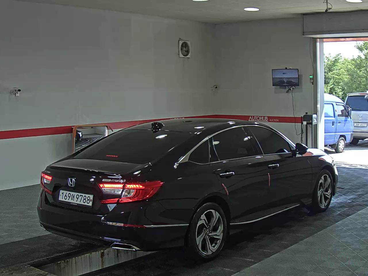 2019 - honda accord