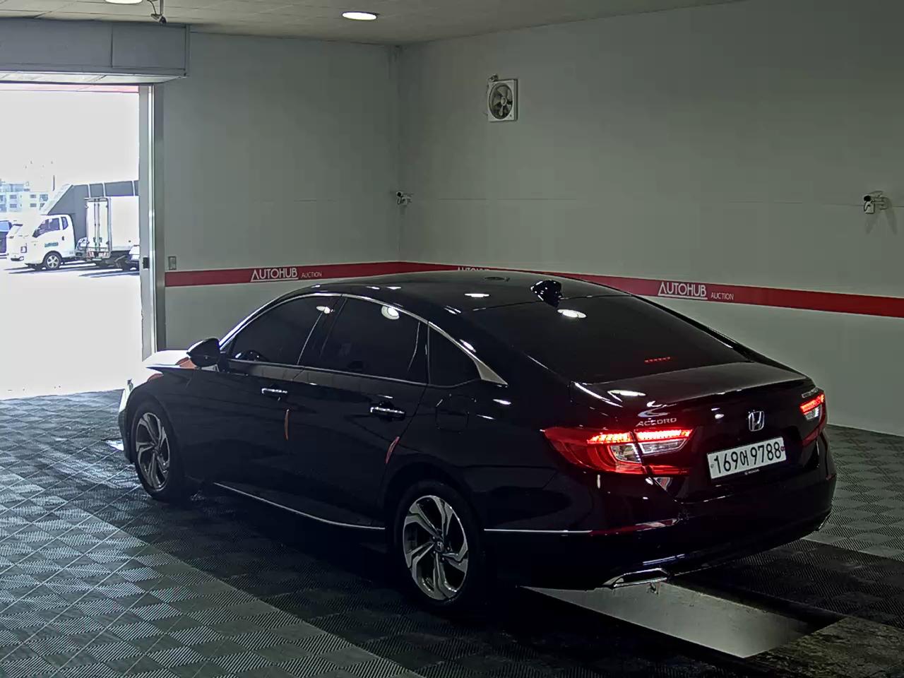 2019 - honda accord