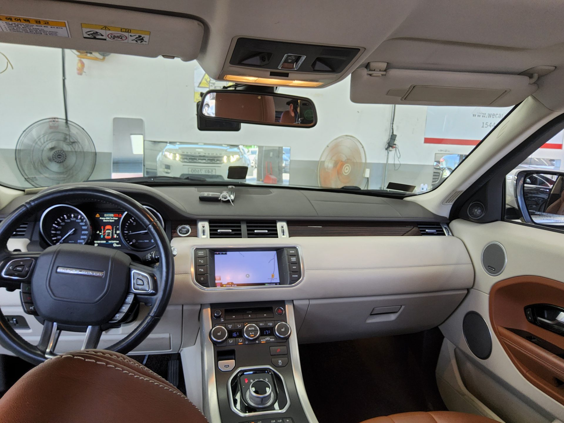 2012 - land rover range rover