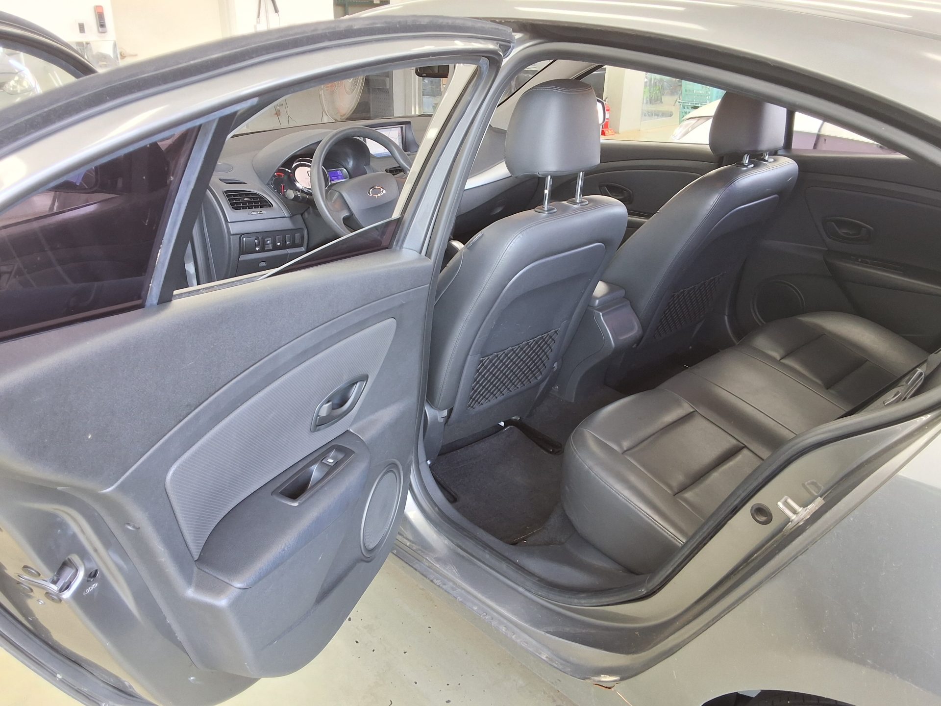 2019 - renault sm3