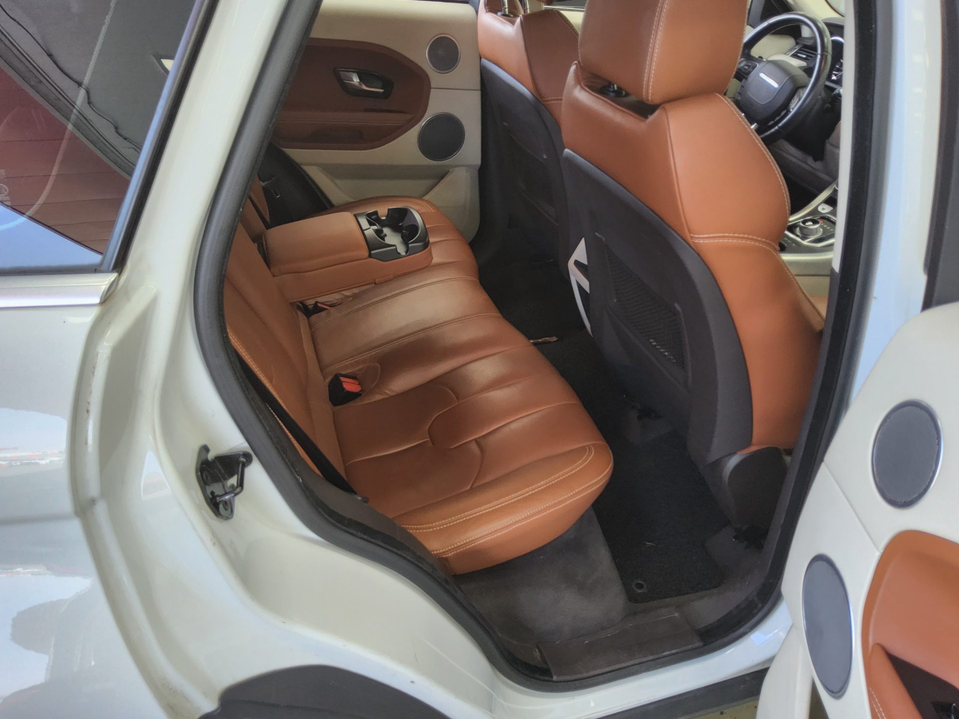 2012 - land rover range rover