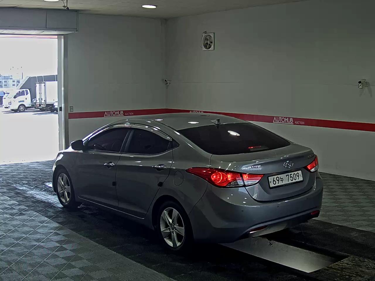 2013 - hyundai avante