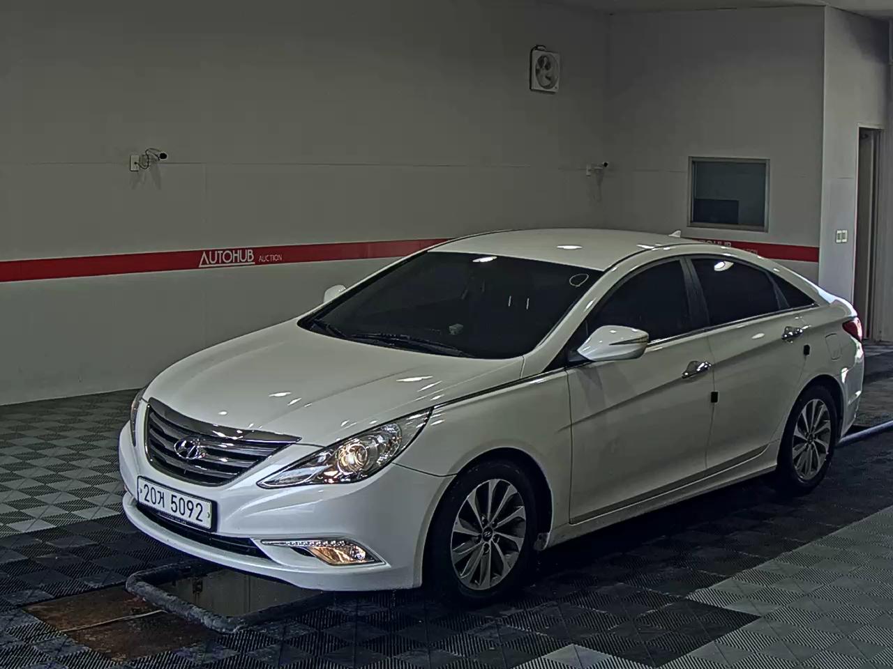 2013 - hyundai sonata