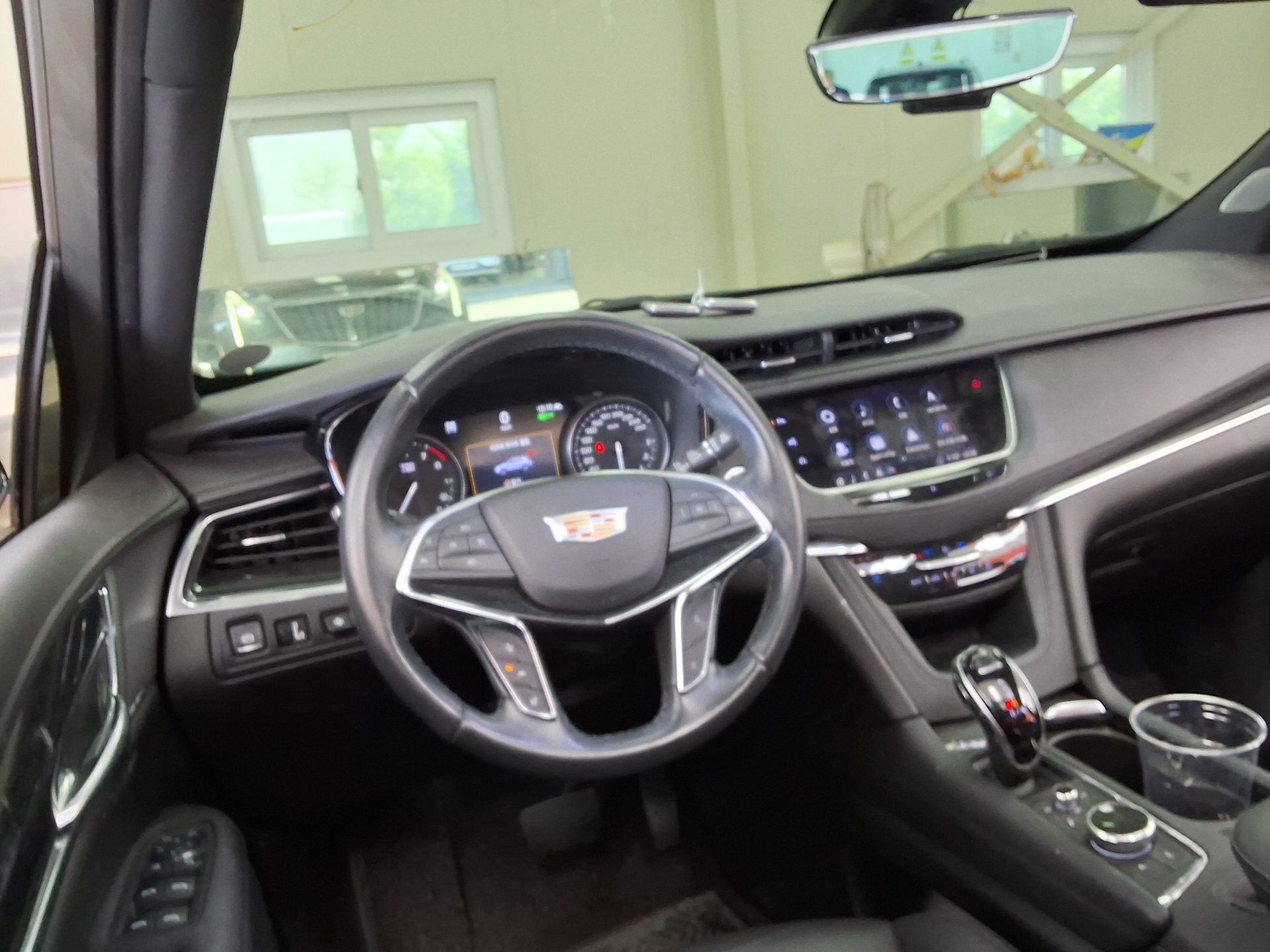 2020 - cadillac xt5