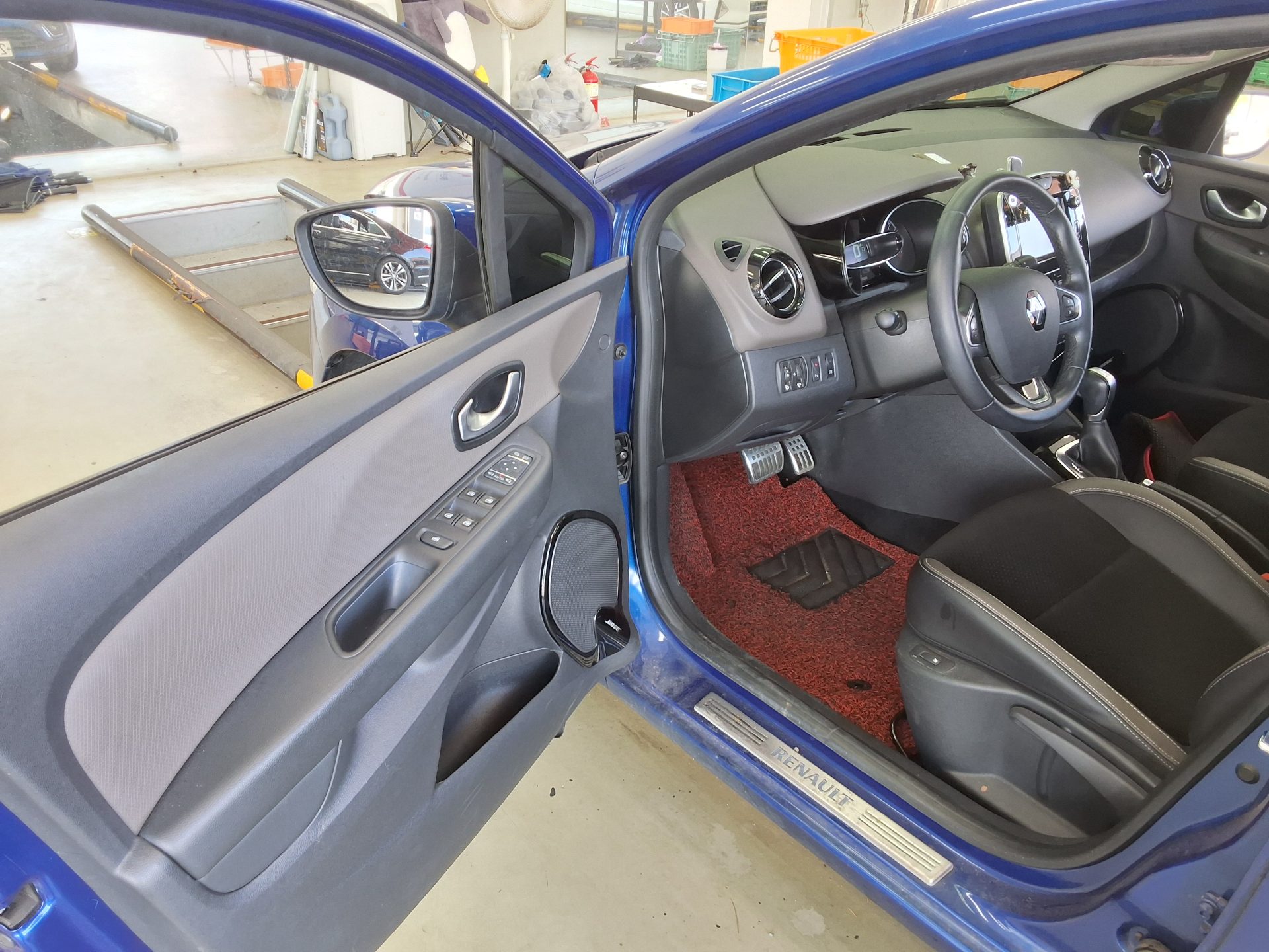 2018 - renault clio