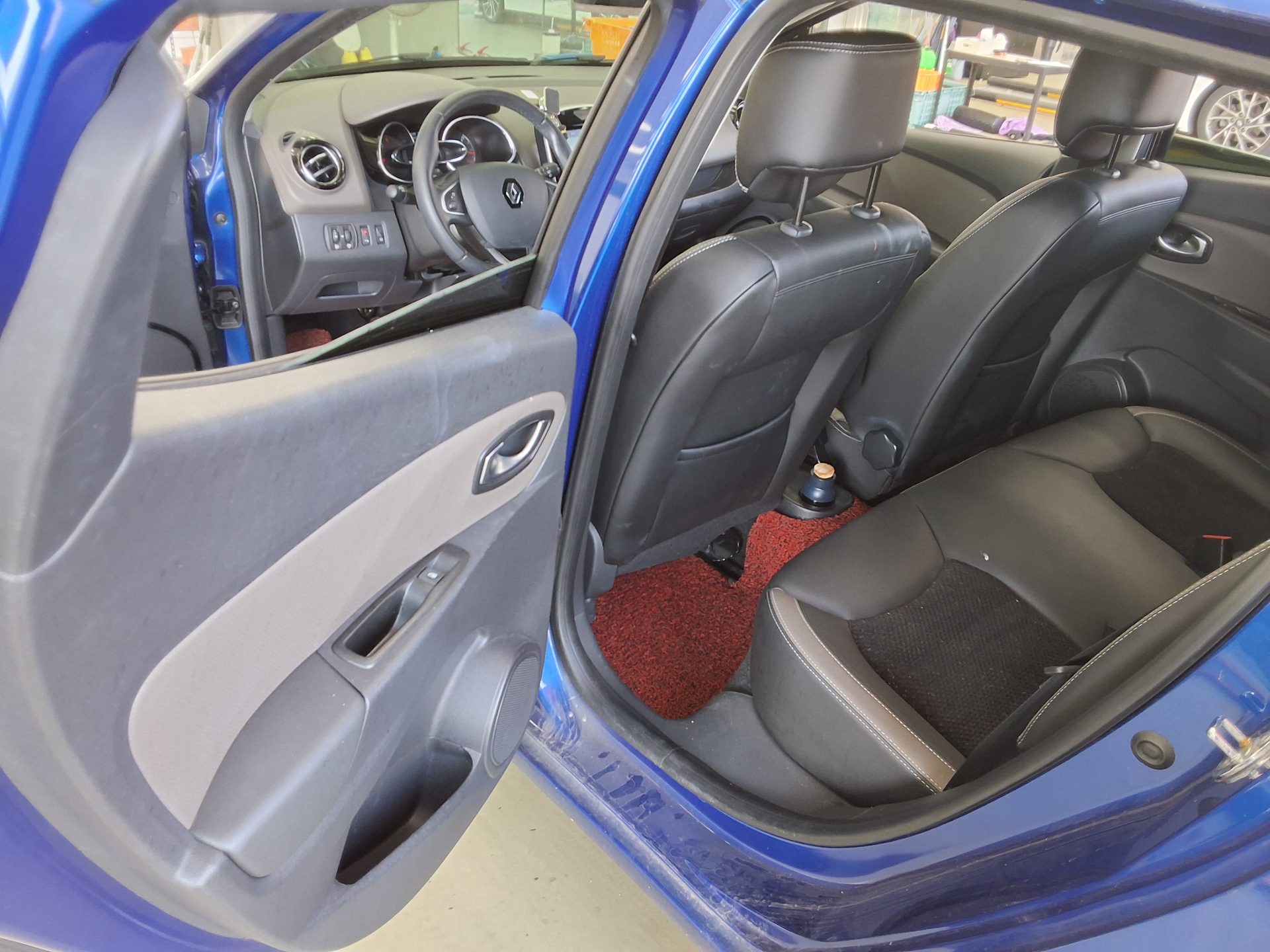 2018 - renault clio