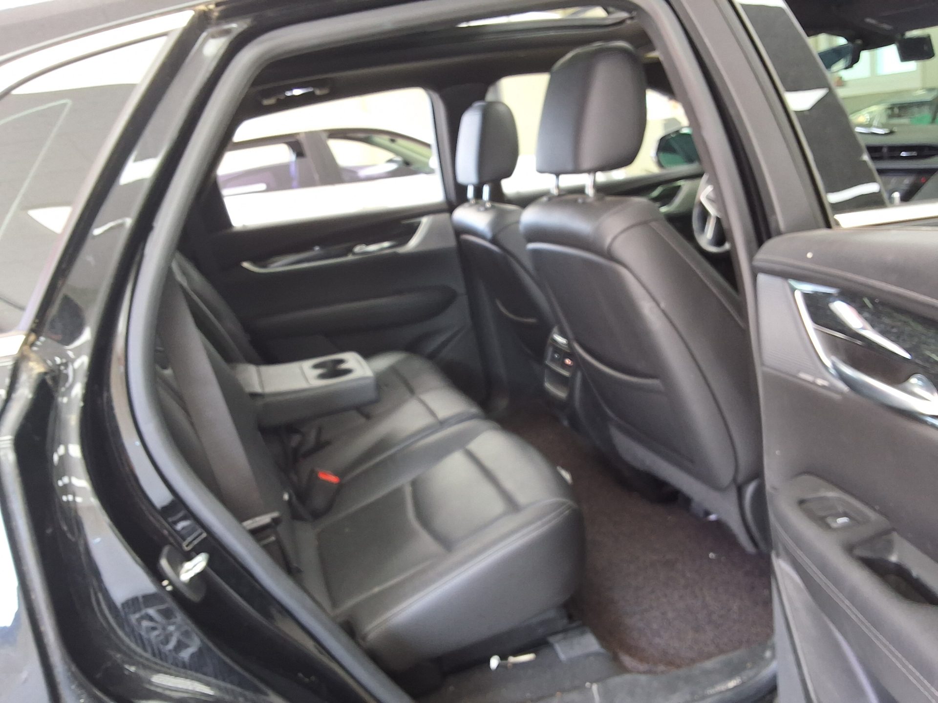2020 - cadillac xt5