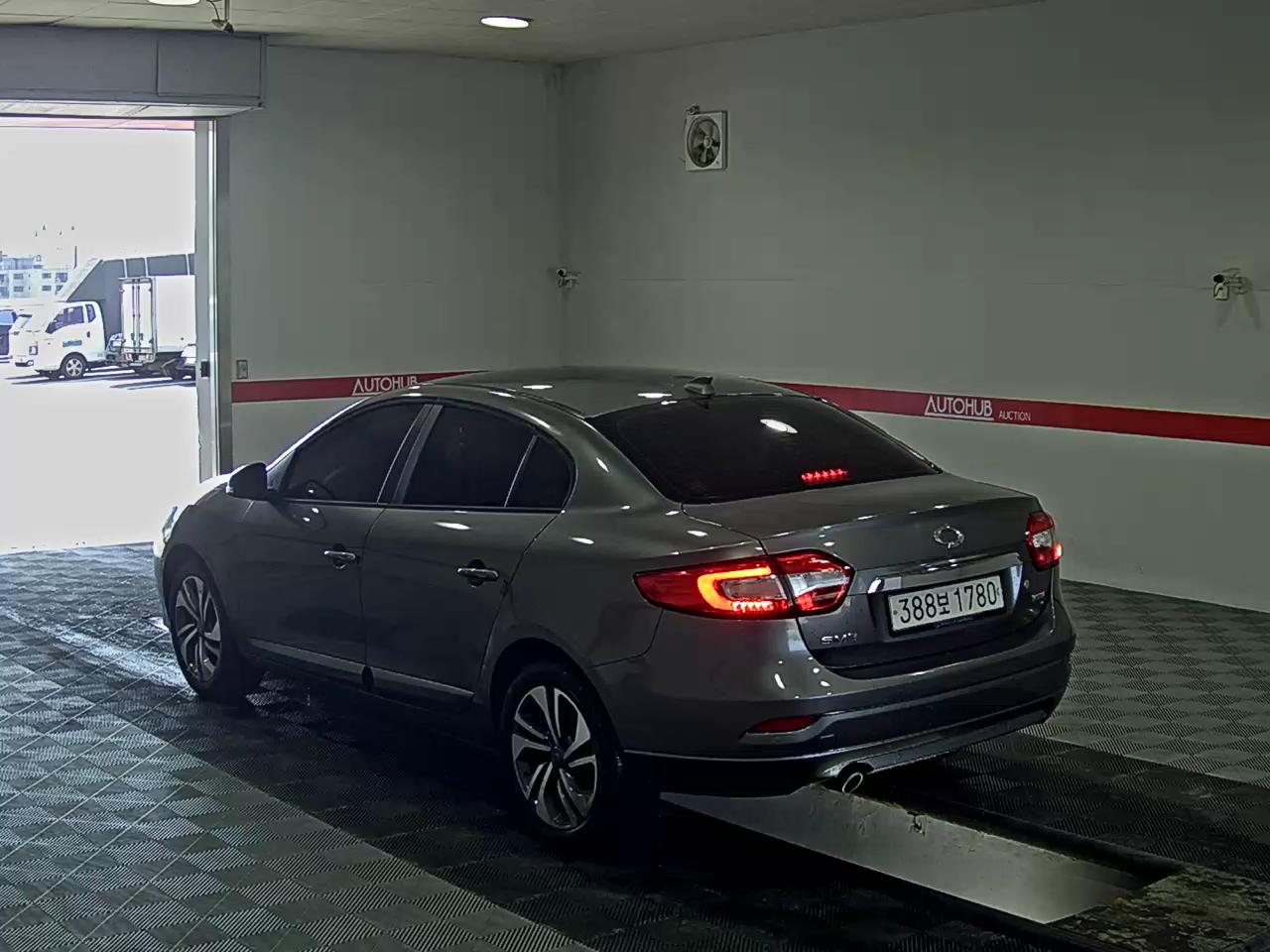 2019 - renault sm3