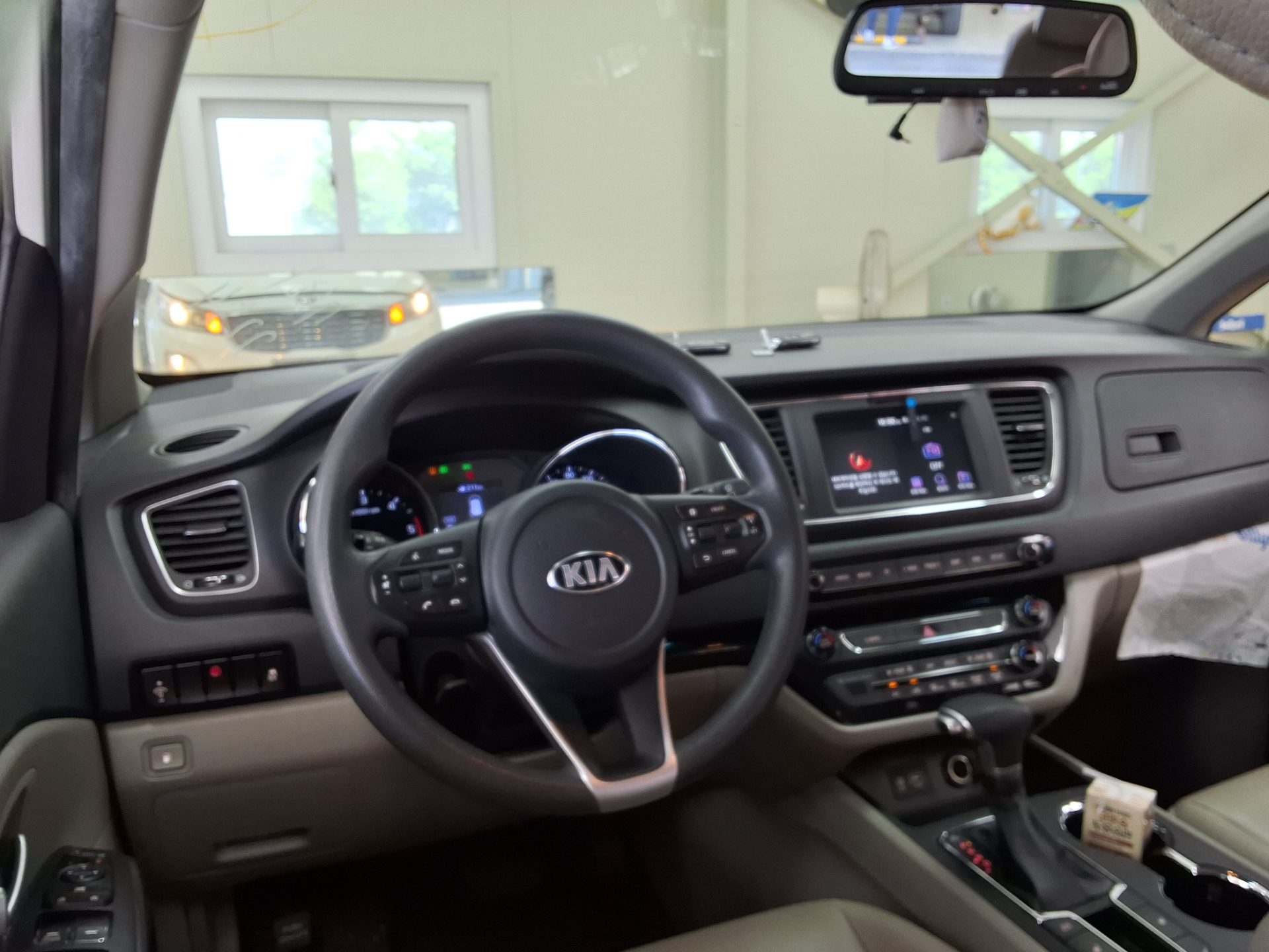 2020 - kia carnival