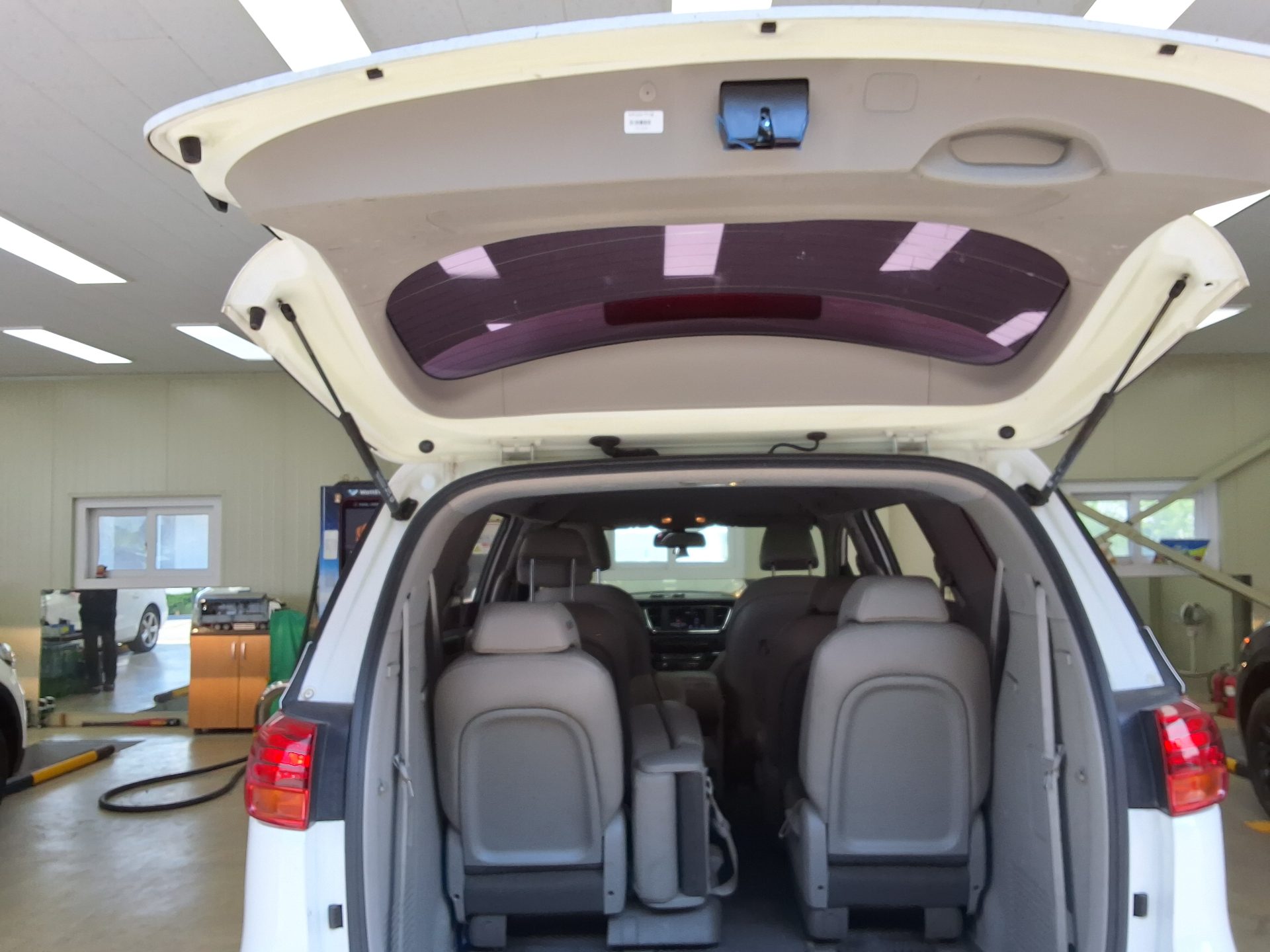 2020 - kia carnival