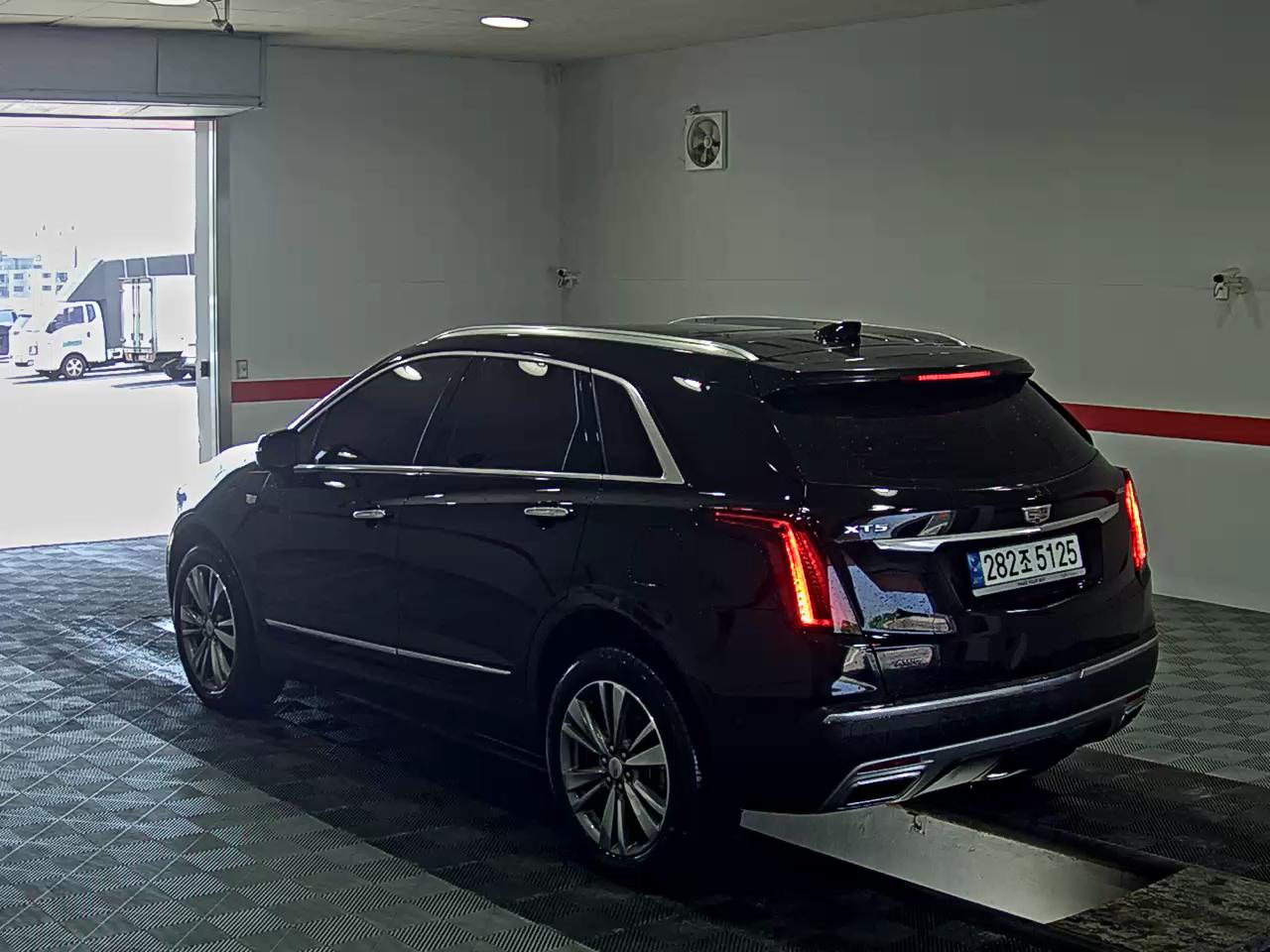 2020 - cadillac xt5
